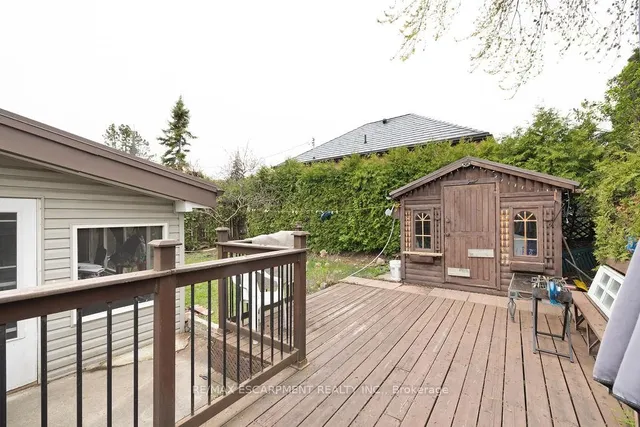Additional property image - 71 Montrose Ave