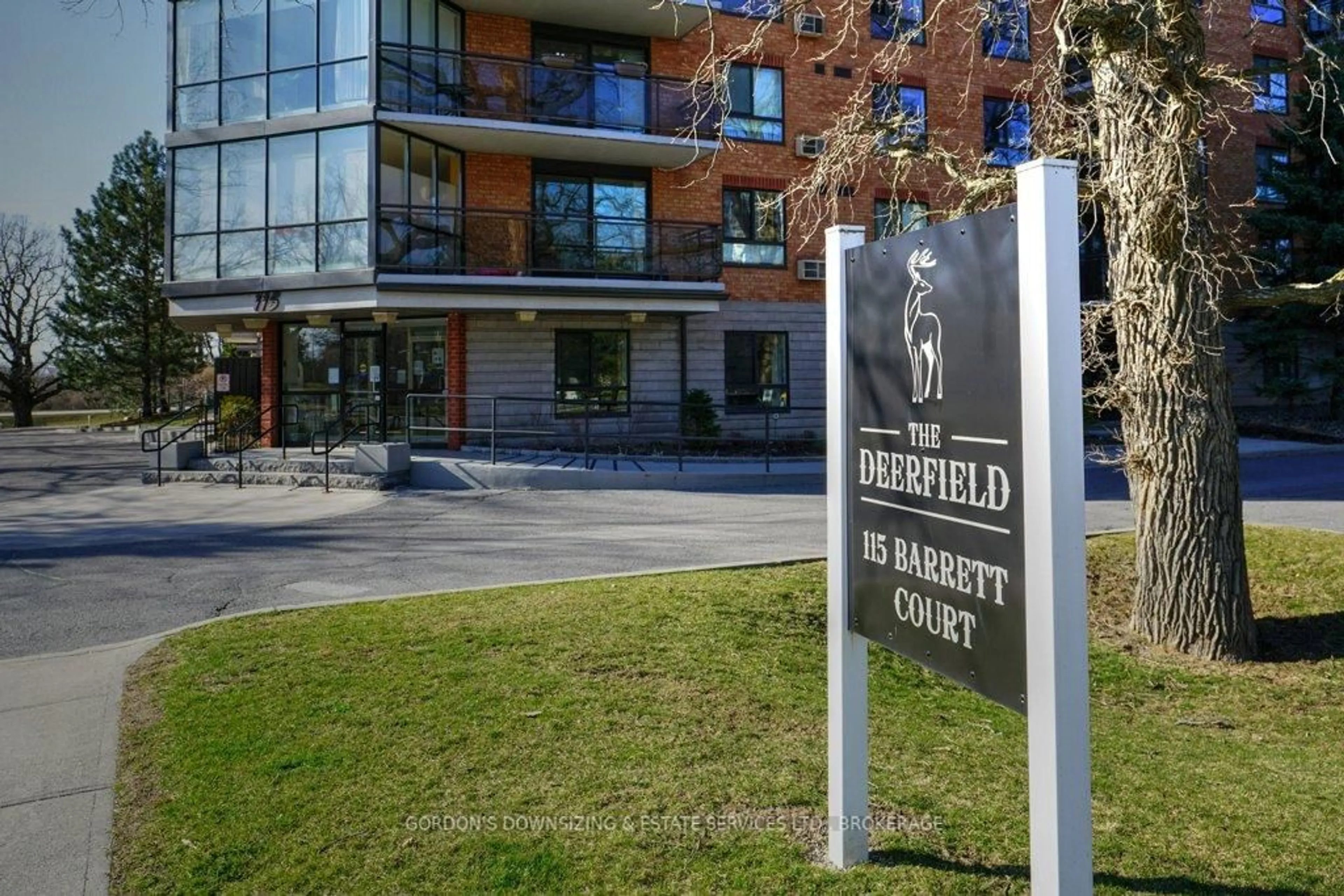 Patio, street for 115 Barrett Crt #606, Kingston Ontario K7L 5H6