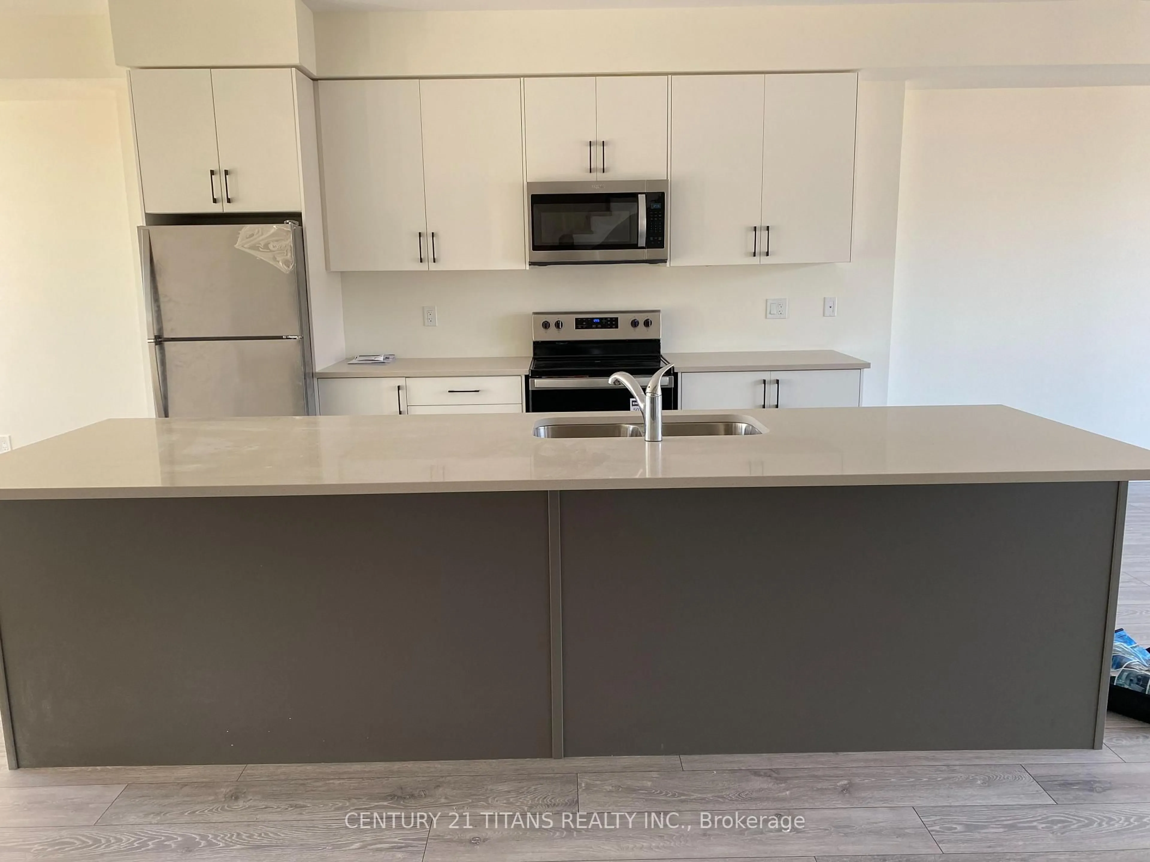 Open concept kitchen, unknown for 160 Densmore Rd #12, Cobourg Ontario K9A 4J9