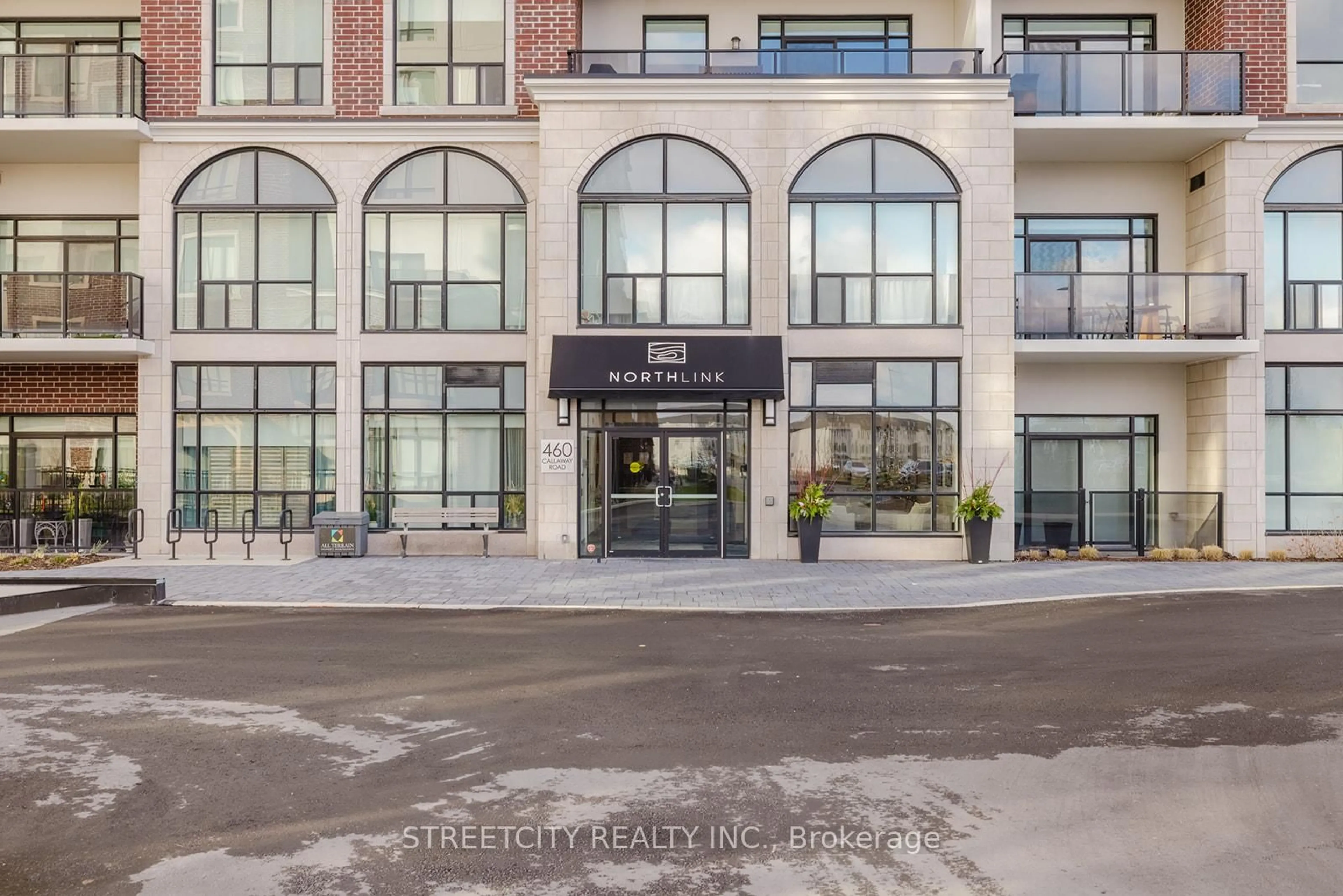 Unknown for 460 Callaway Rd #407, London North Ontario N6G 0Z2