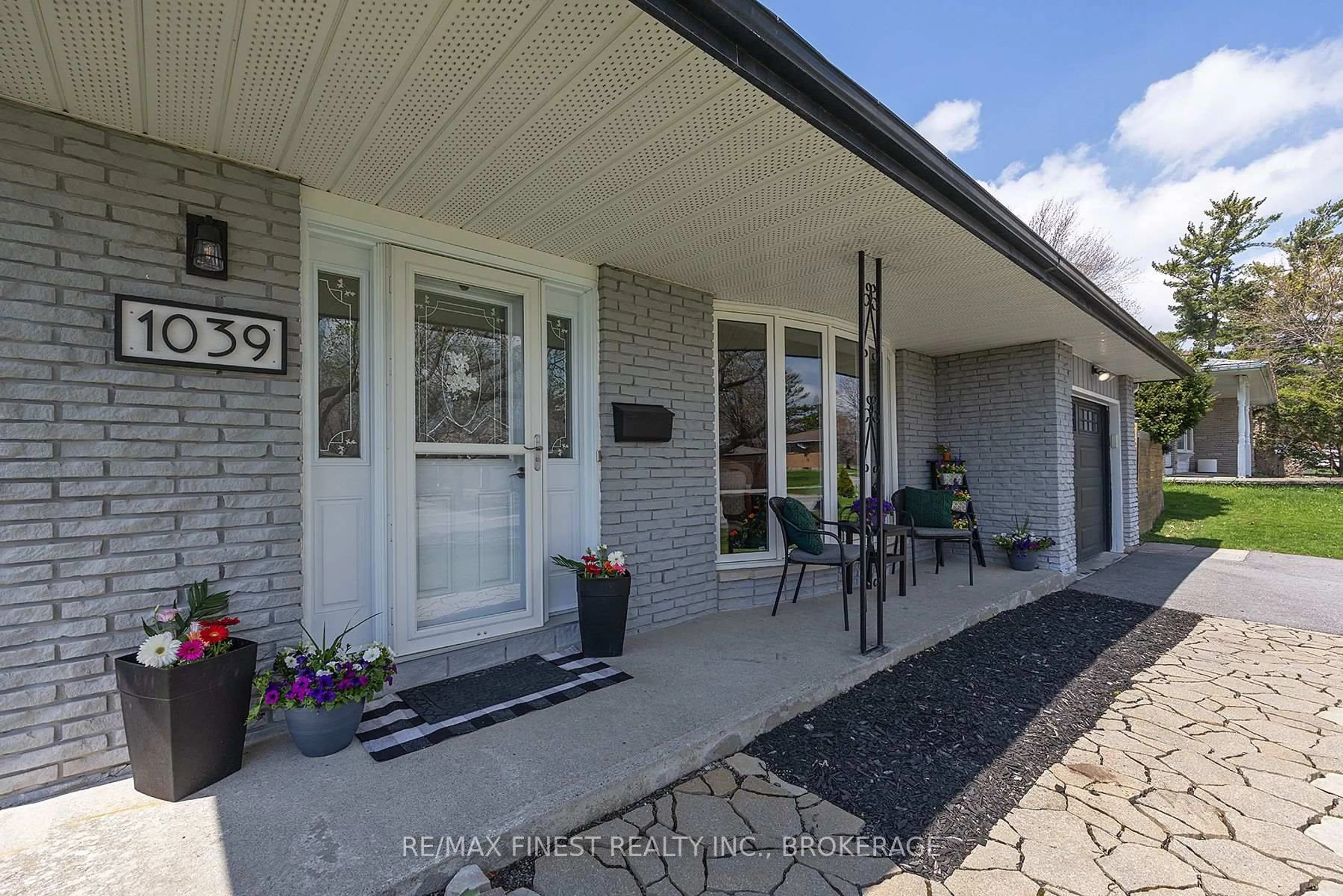 Unknown for 1039 Hudson Dr, Kingston Ontario K7M 5K5