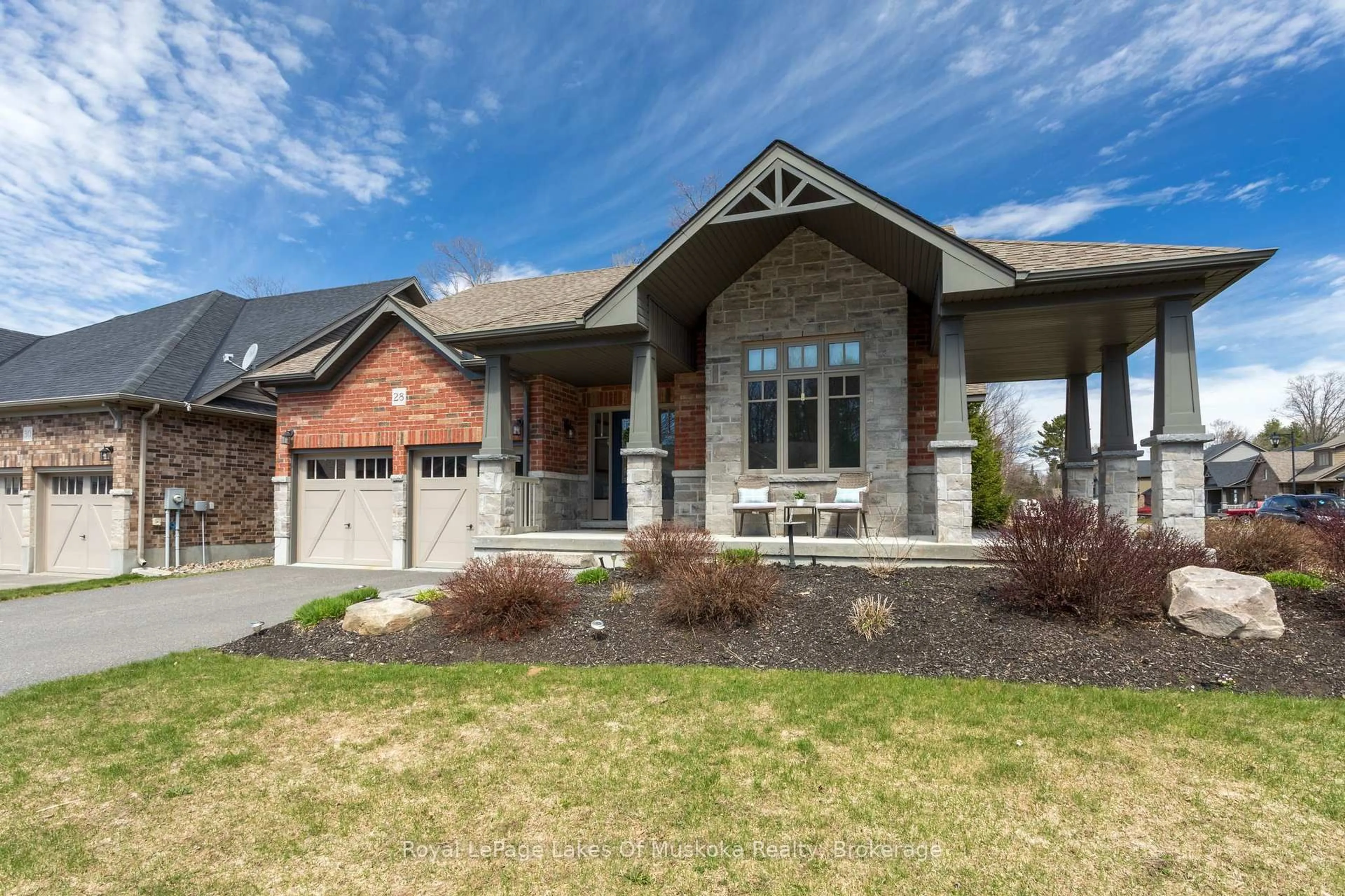 Home with brick exterior material, street for 28 Prestwick Dr, Huntsville Ontario P1H 0C2