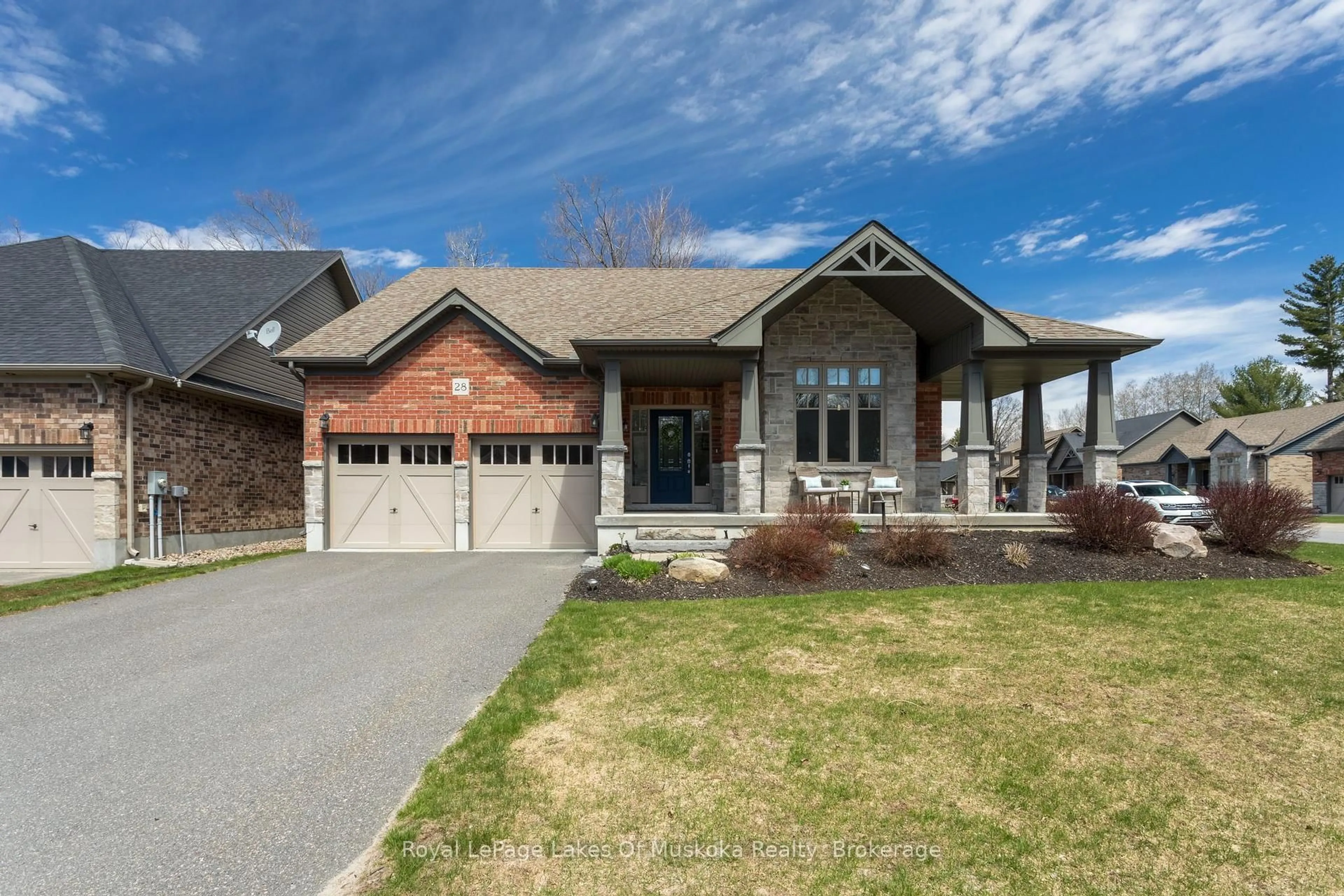 Home with brick exterior material, street for 28 Prestwick Dr, Huntsville Ontario P1H 0C2