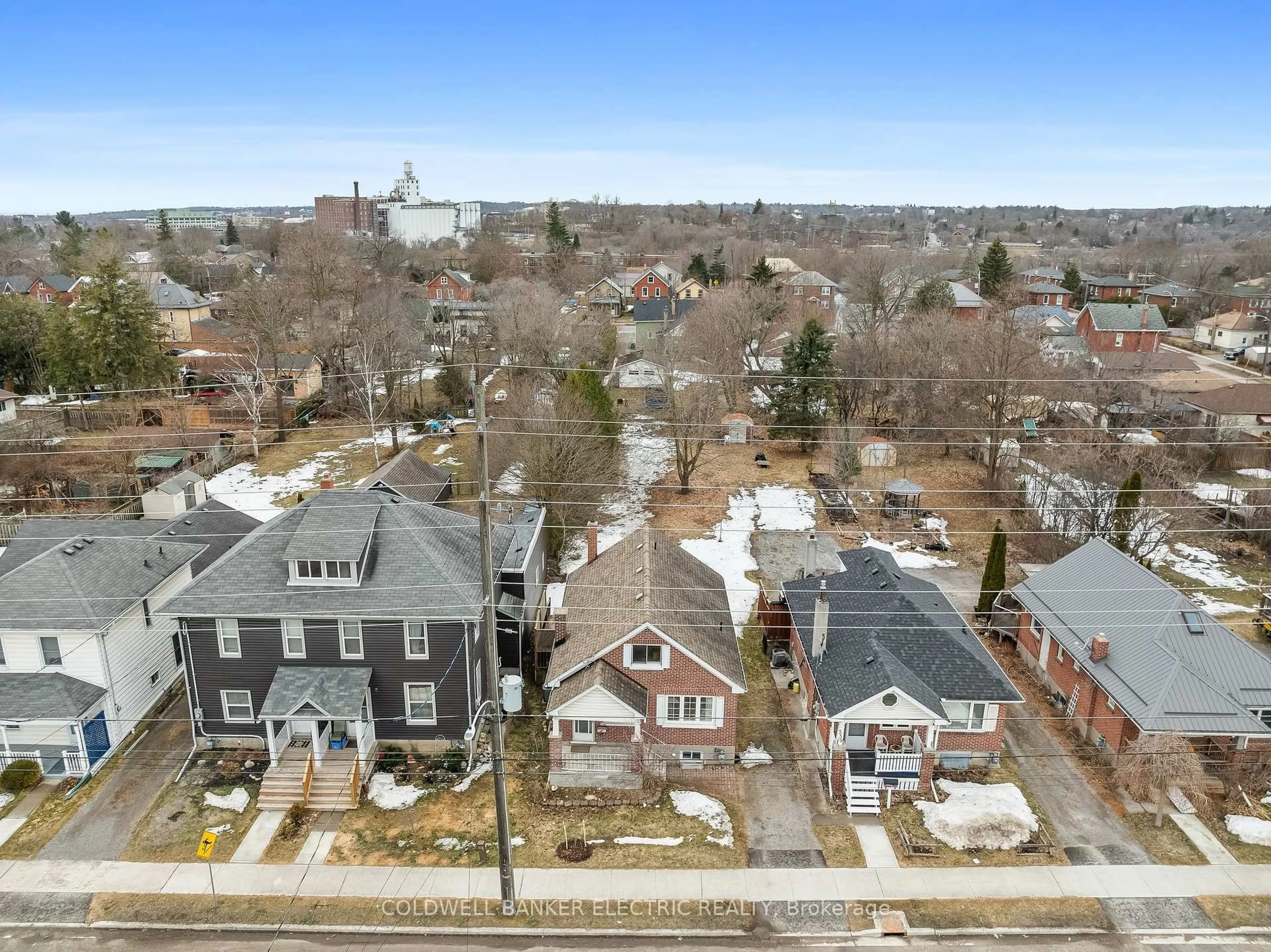 A pic from outside/outdoor area/front of a property/back of a property/a pic from drone, street for 537 Armour Rd, Peterborough East Ontario K9H 1Y8