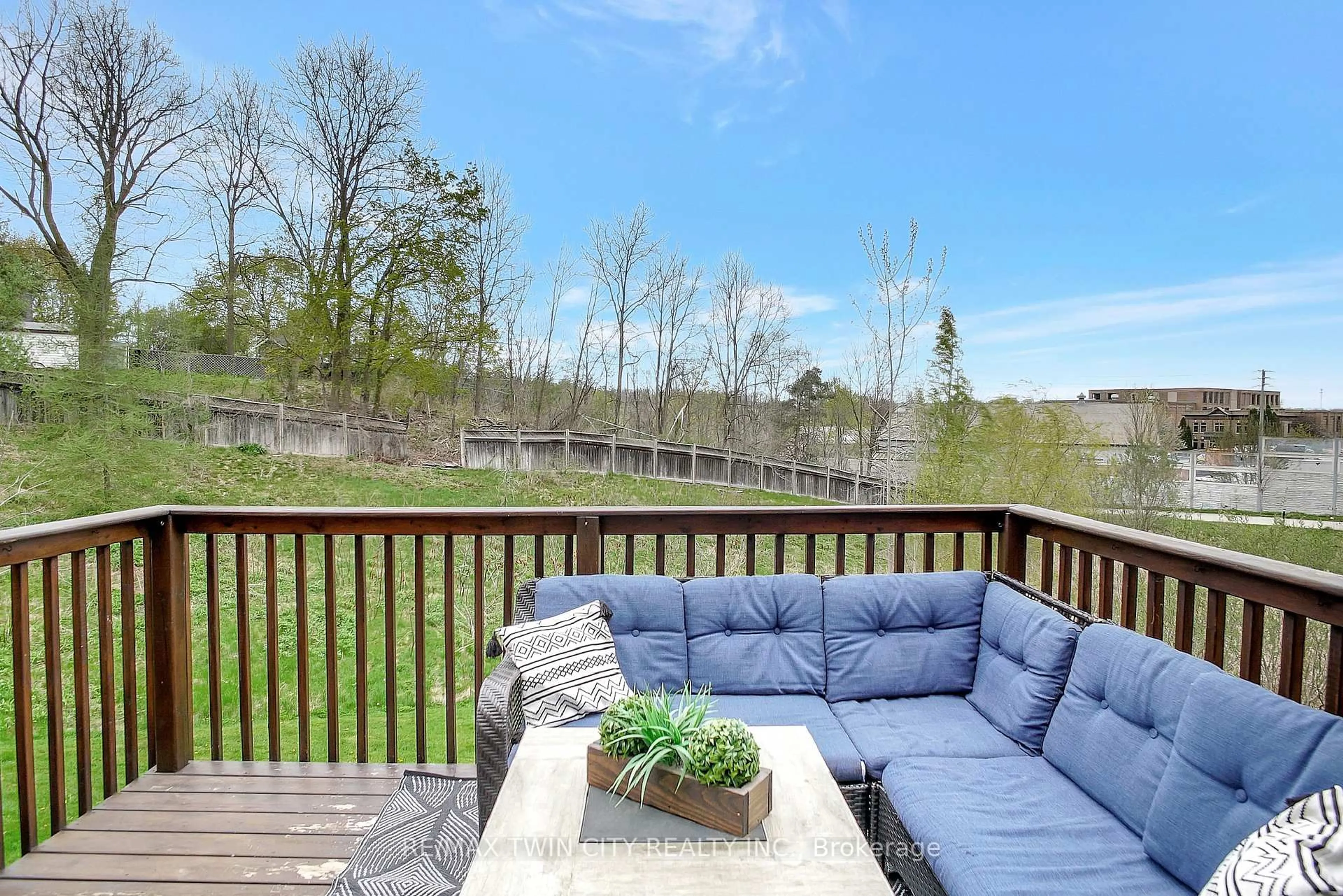 Patio, water/lake/river/ocean view for 535 Margaret St #6, Cambridge Ontario N3H 0A5