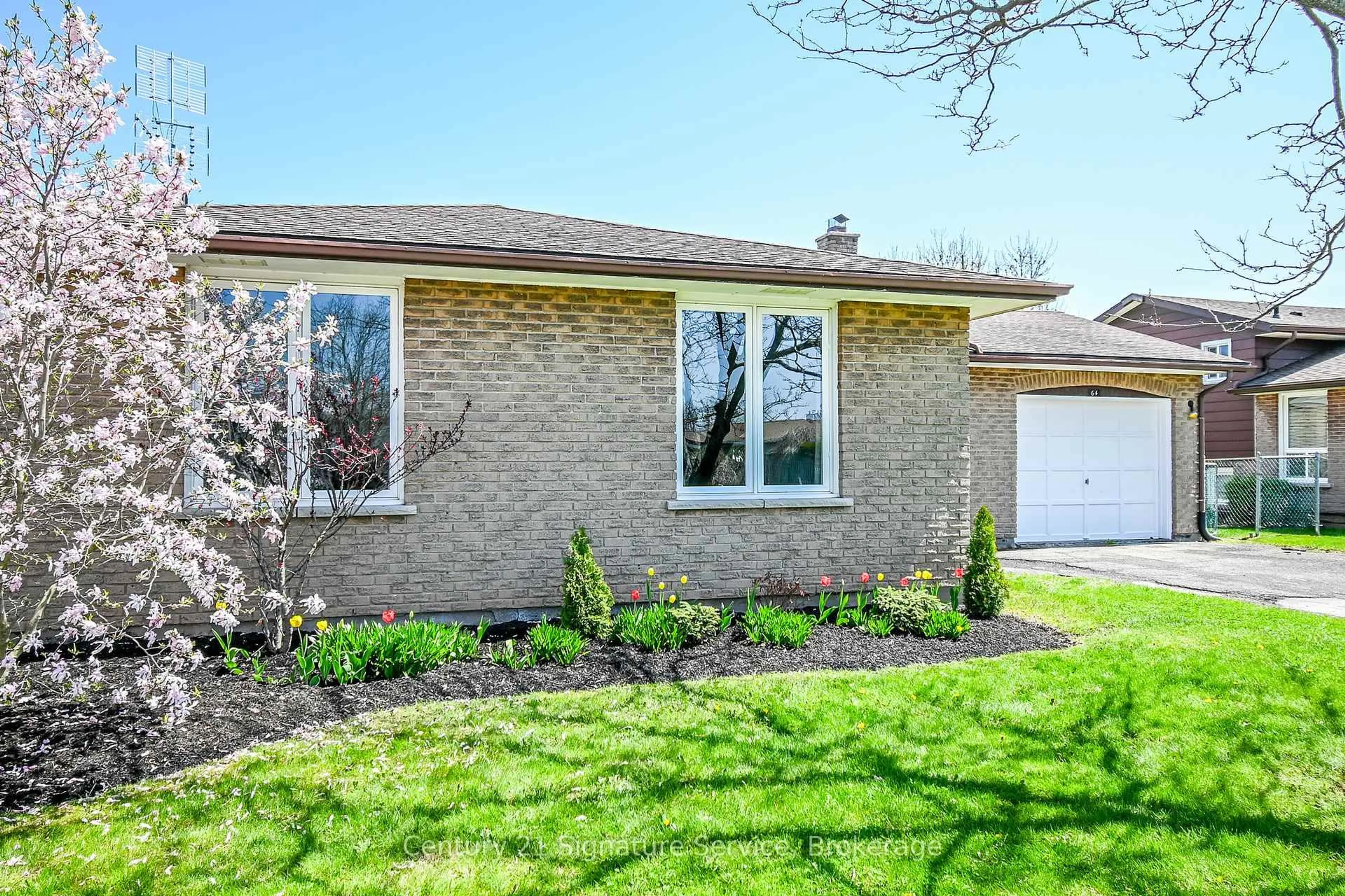 Home with brick exterior material, street for 64 Elmvale Cres, Port Colborne Ontario L3K 5X2