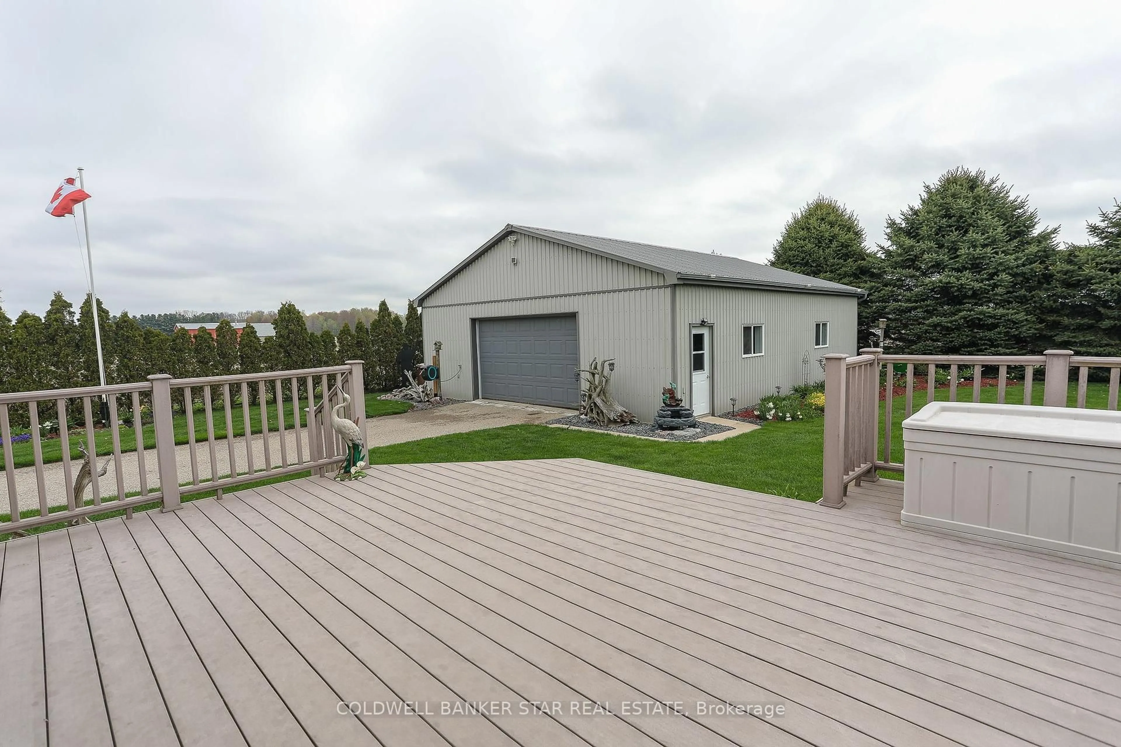 A pic from outside/outdoor area/front of a property/back of a property/a pic from drone, water/lake/river/ocean view for 5176 Imperial Rd, Malahide Ontario N5H 2R2