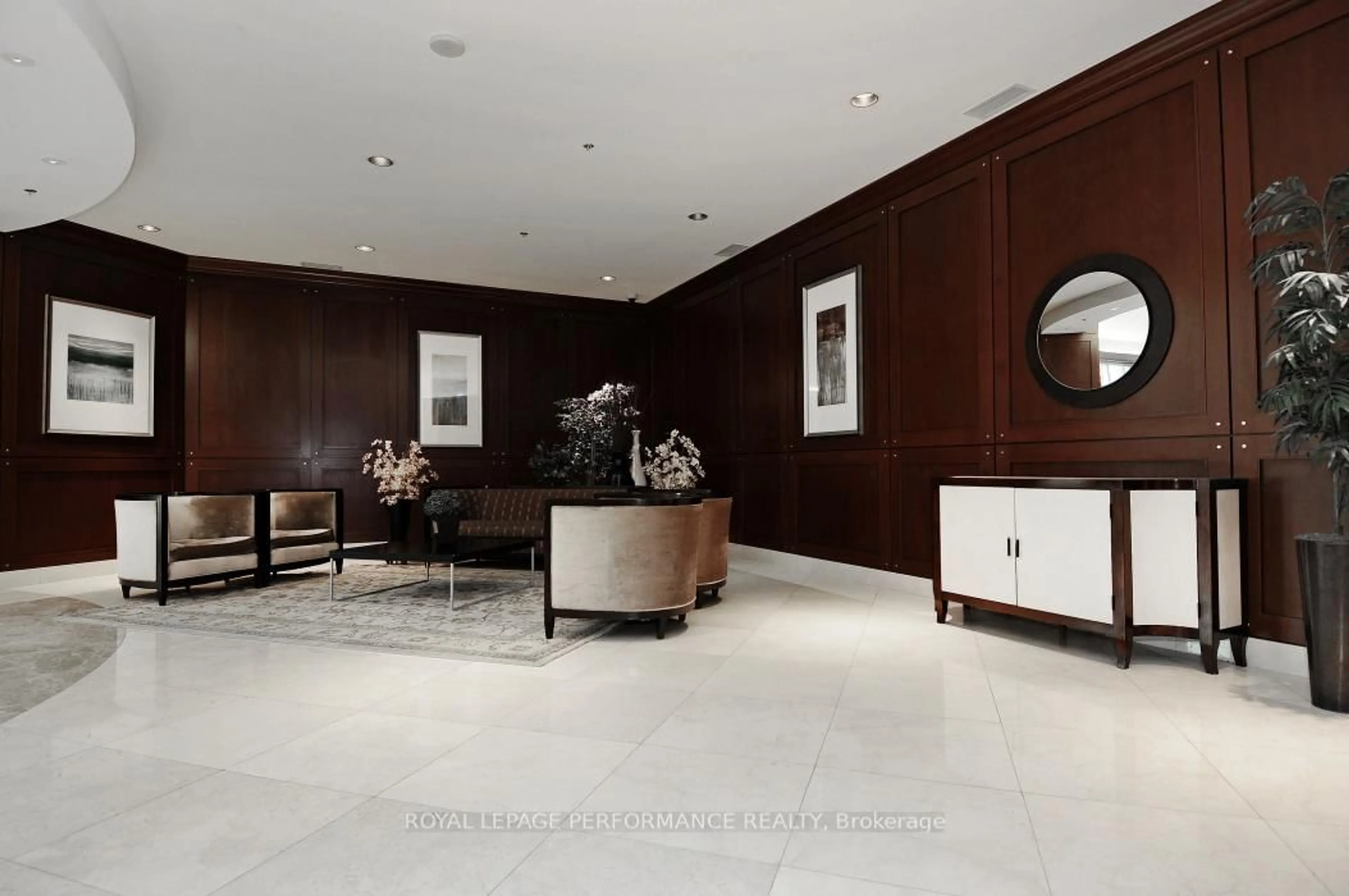 Lobby for 200 Rideau St #1003, Ottawa Ontario K1N 5Y1