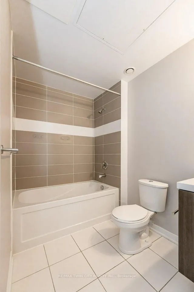 Additional property image - 85 DUKE St Unit 402
