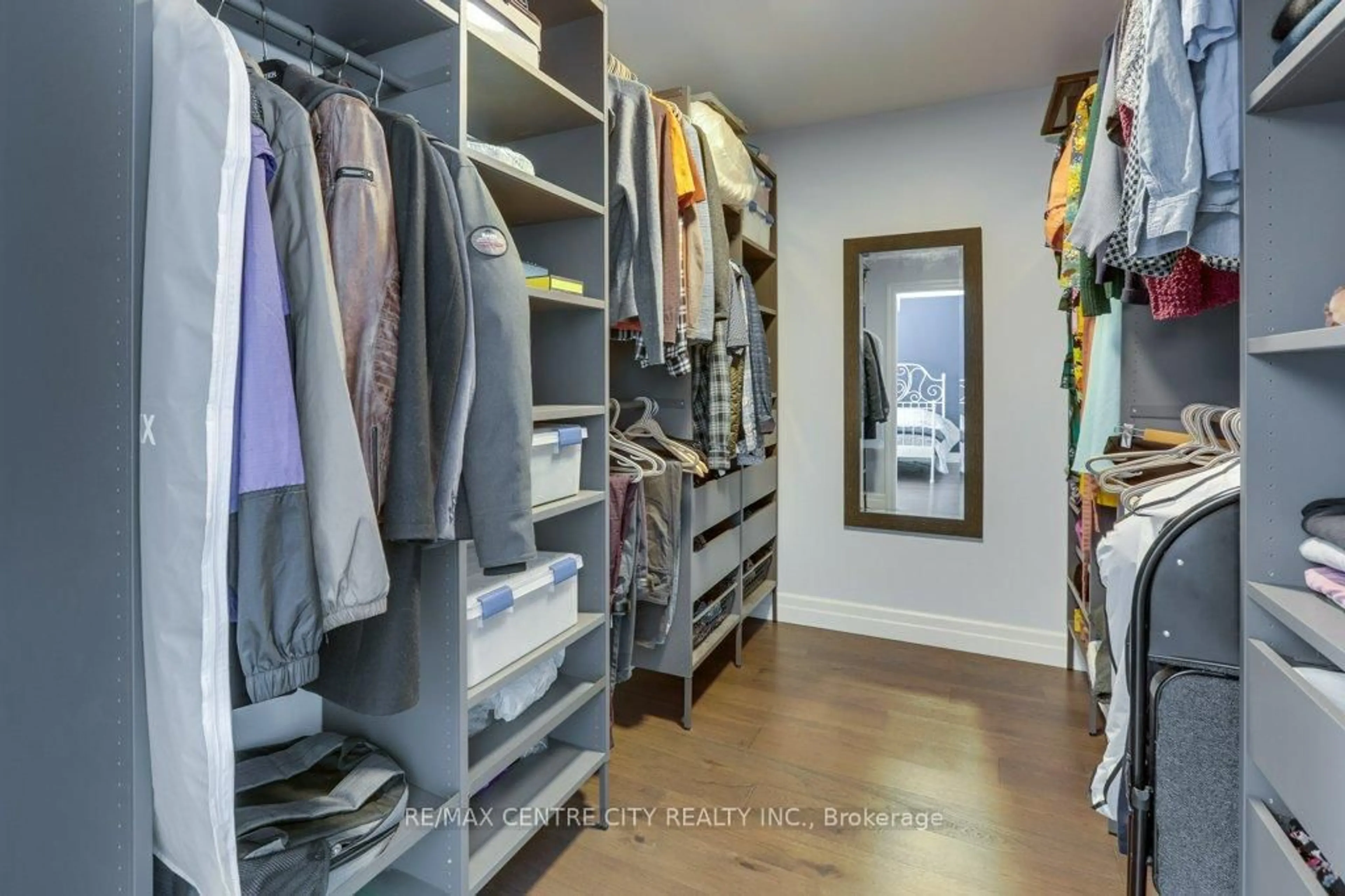 Storage room or clothes room or walk-in closet for 146 Victoria St, London East Ontario N6A 2B7