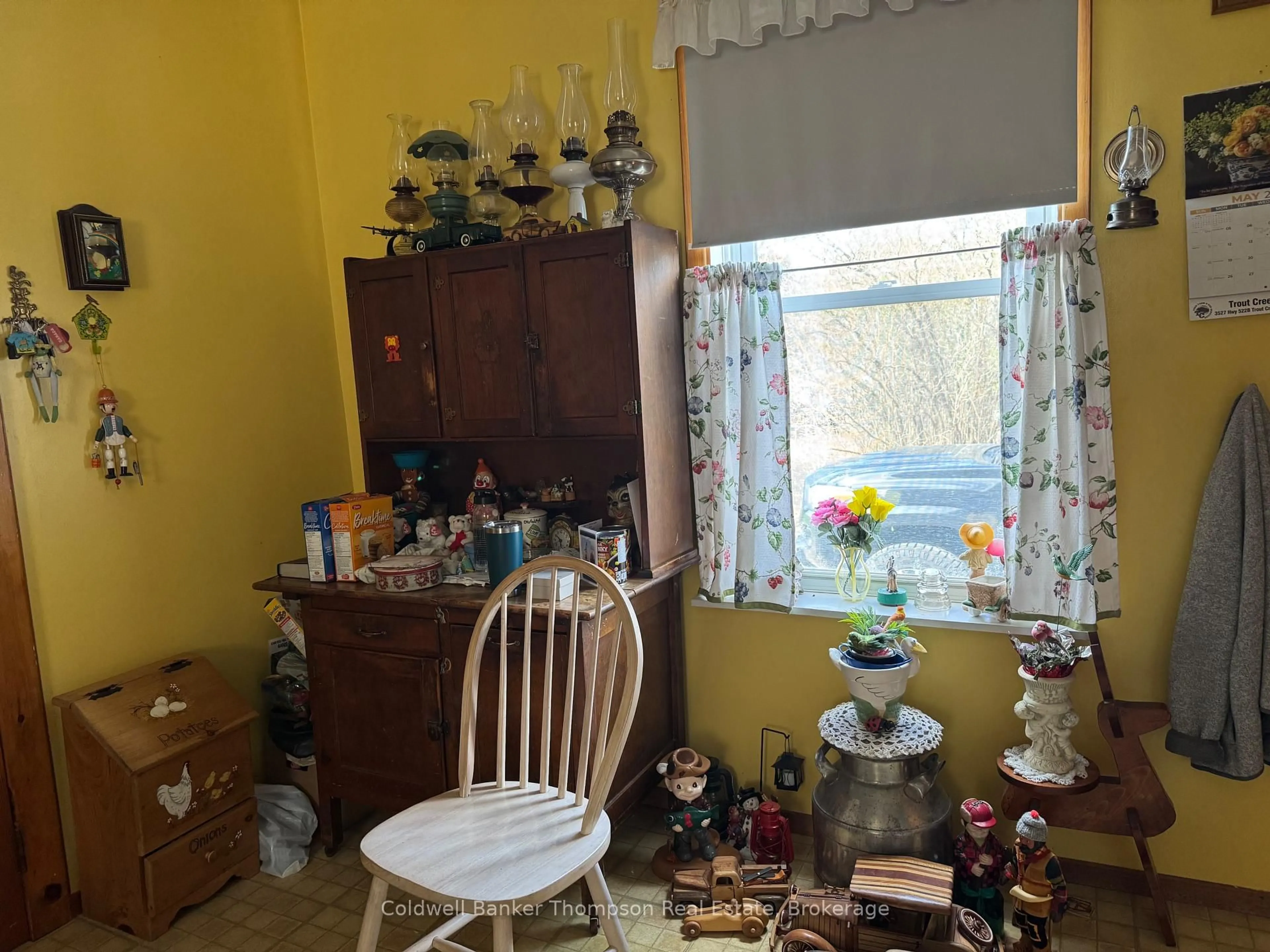 A pic of a room for 112 Queen St, Burk's Falls Ontario P0A 1C0