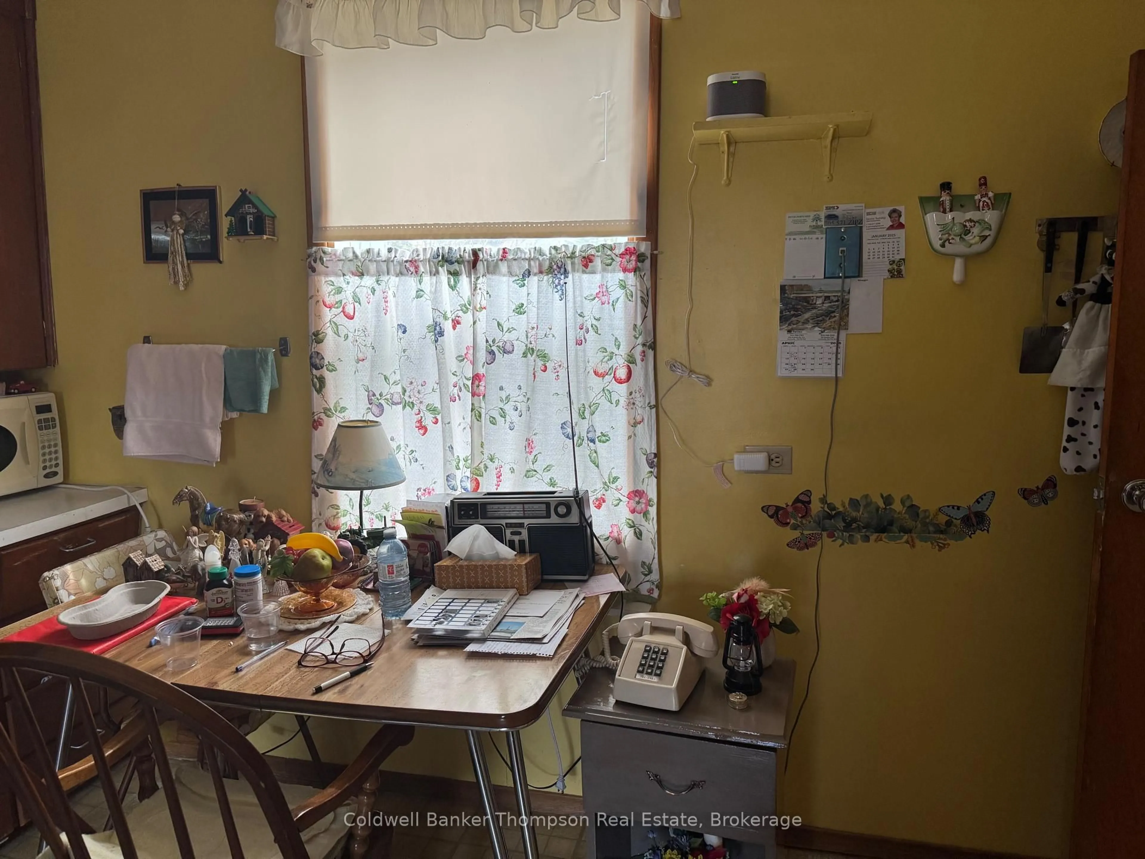 A pic of a room for 112 Queen St, Burk's Falls Ontario P0A 1C0