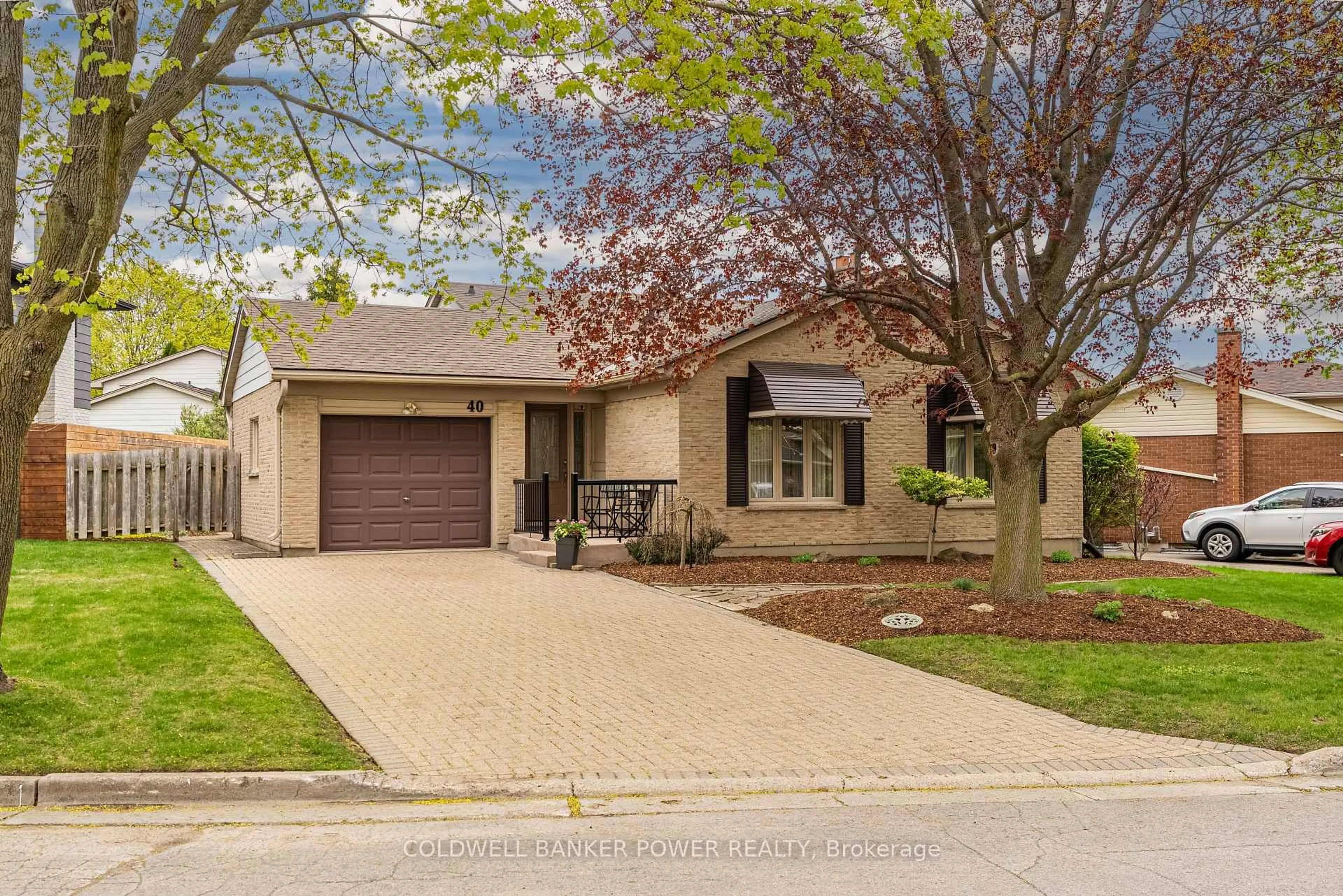 Home with brick exterior material, street for 40 Cumberland Cres, London North Ontario N5X 1B6