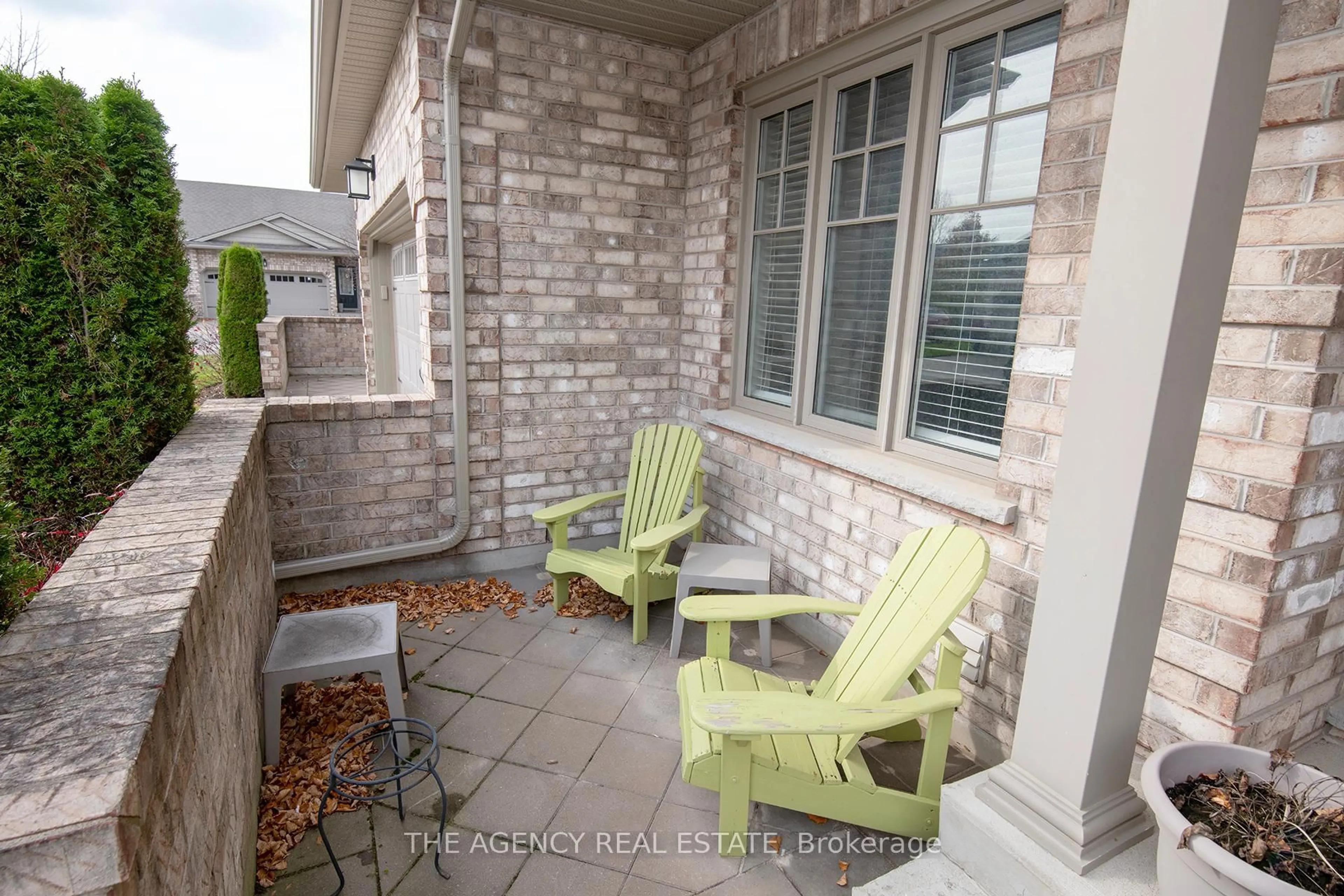 Patio, street for 765 Killarney Rd #92, London North Ontario N5X 0H6