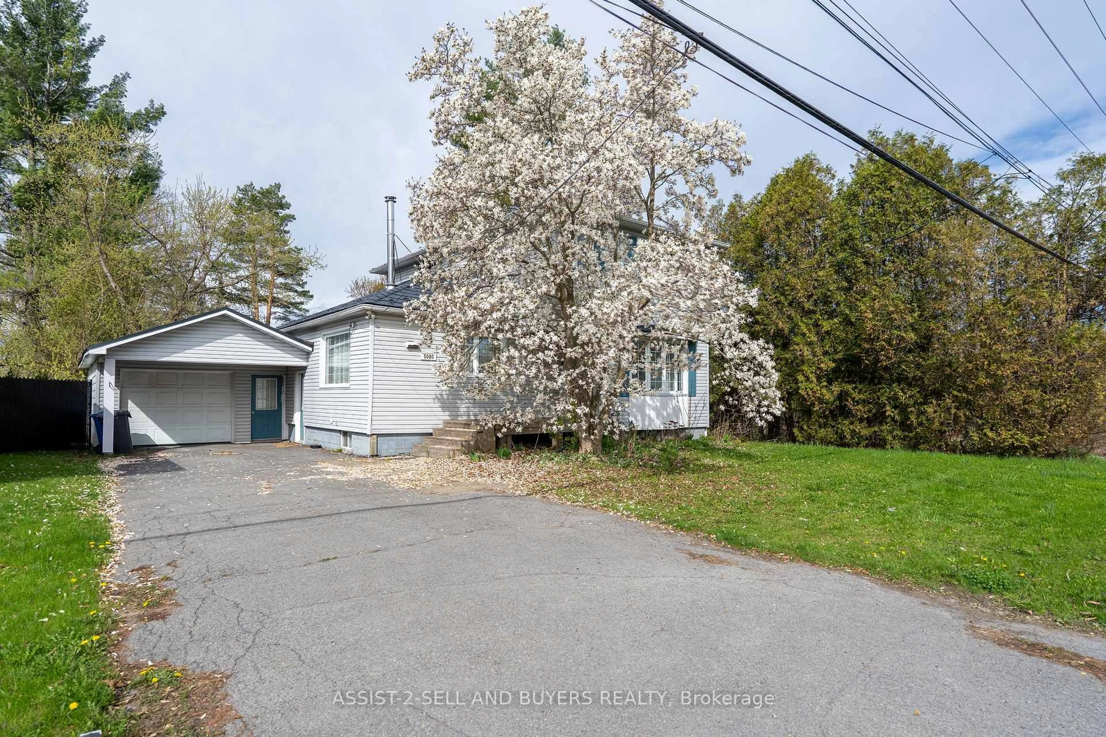 A pic from outside/outdoor area/front of a property/back of a property/a pic from drone, street for 5080 Highway 138 Highway, South Stormont Ontario K0C 2A0