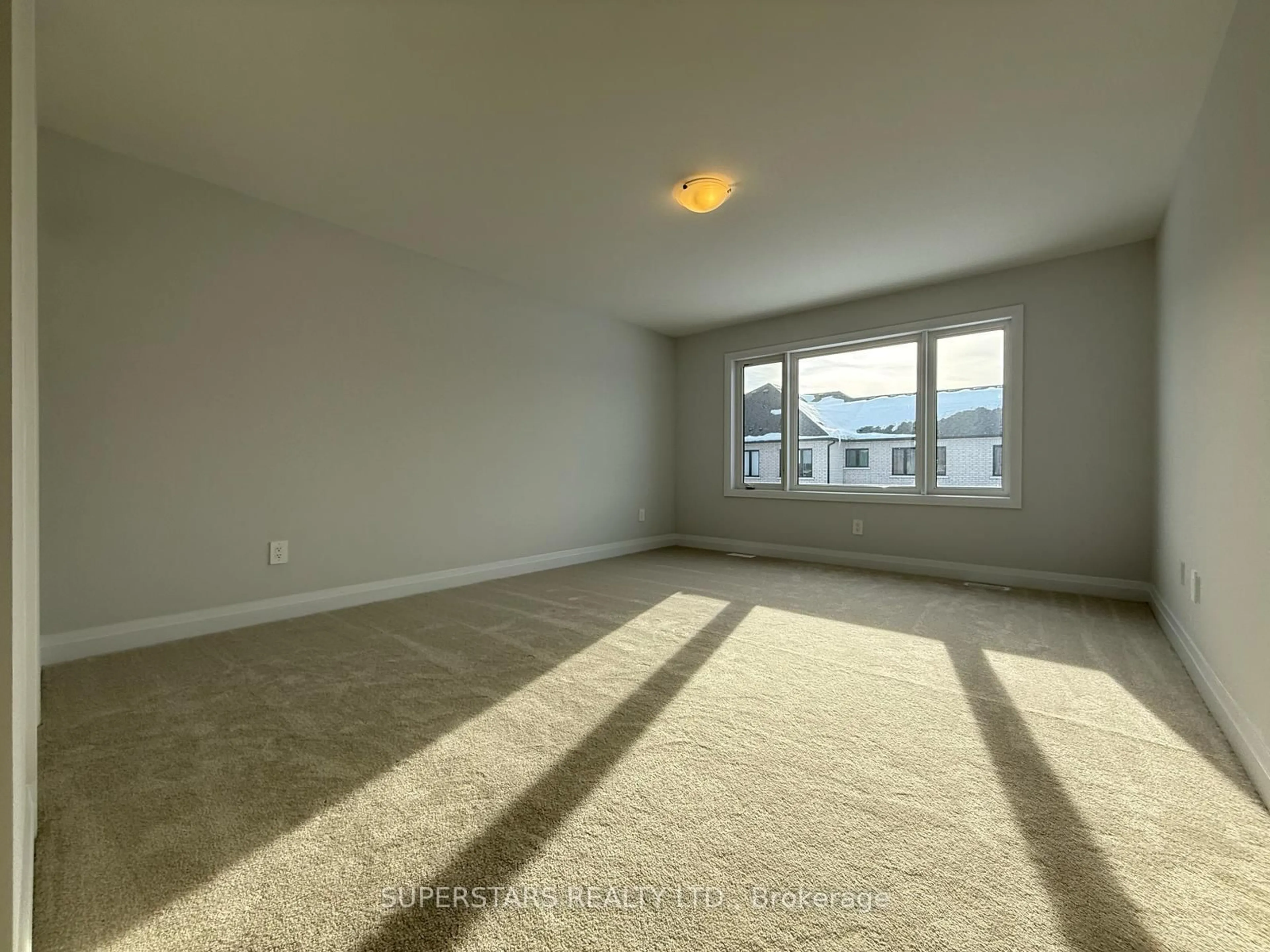 A pic of a room for 5 Keenan St, Kawartha Lakes Ontario K9V 6A1
