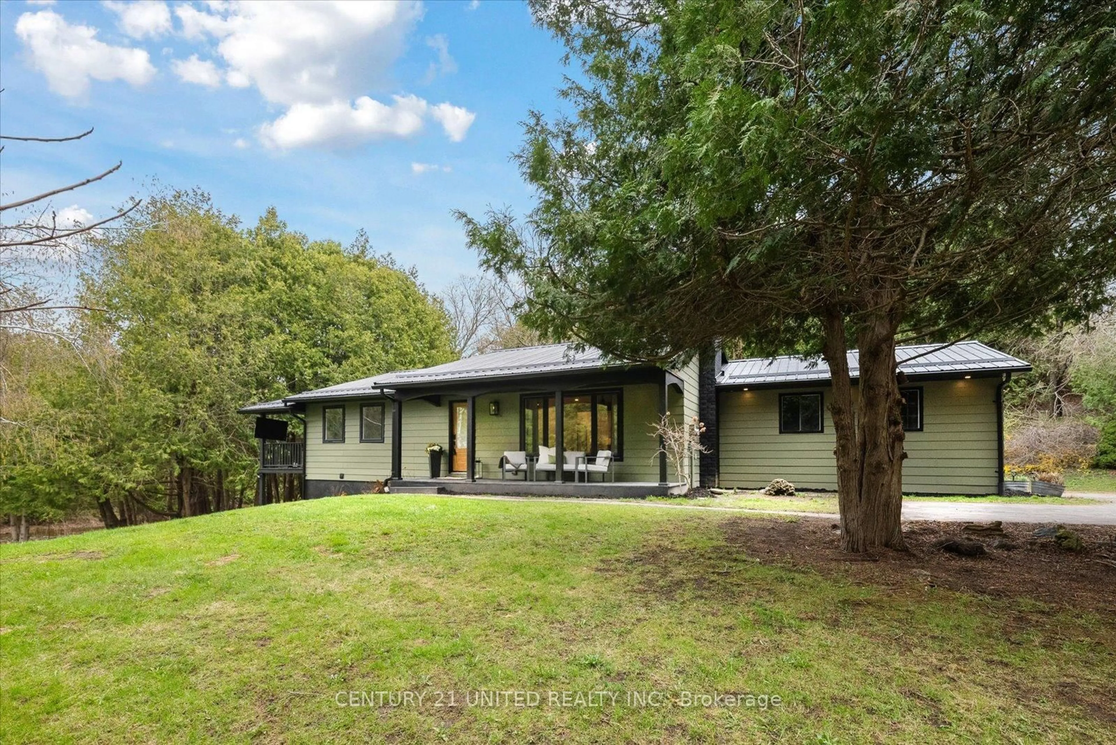 A pic from outside/outdoor area/front of a property/back of a property/a pic from drone, unknown for 16 Lawson Dr, Trent Hills Ontario K0K 3K0
