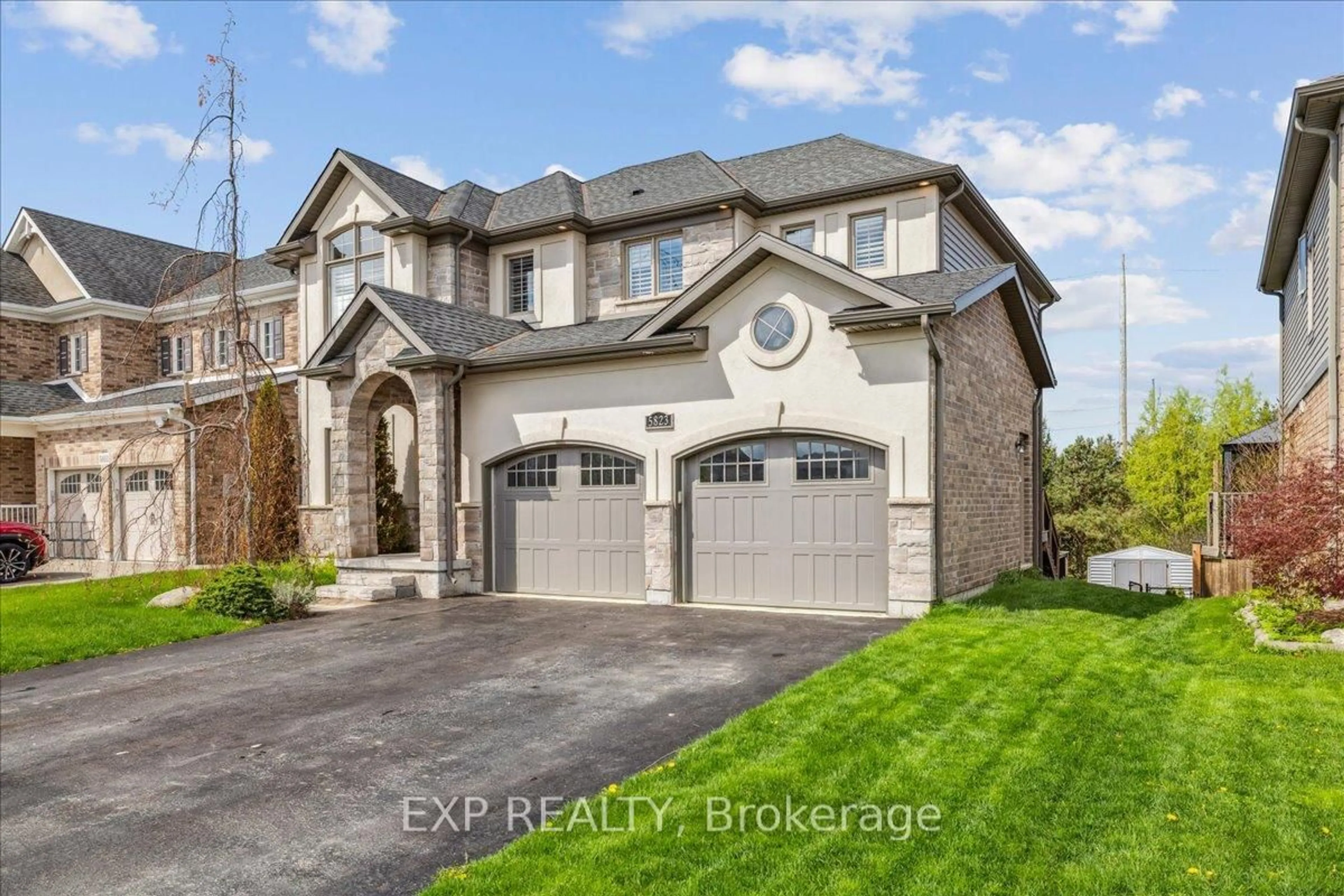 Home with brick exterior material, street for 5823 Osprey Ave, Niagara Falls Ontario L2H 0G2