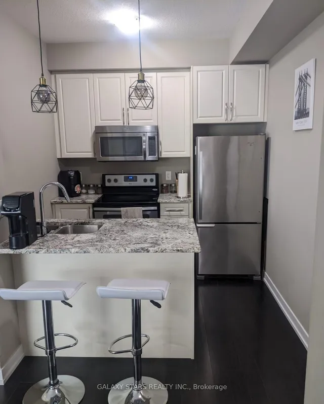Additional property image - 35 Southshore Cres Unit 114