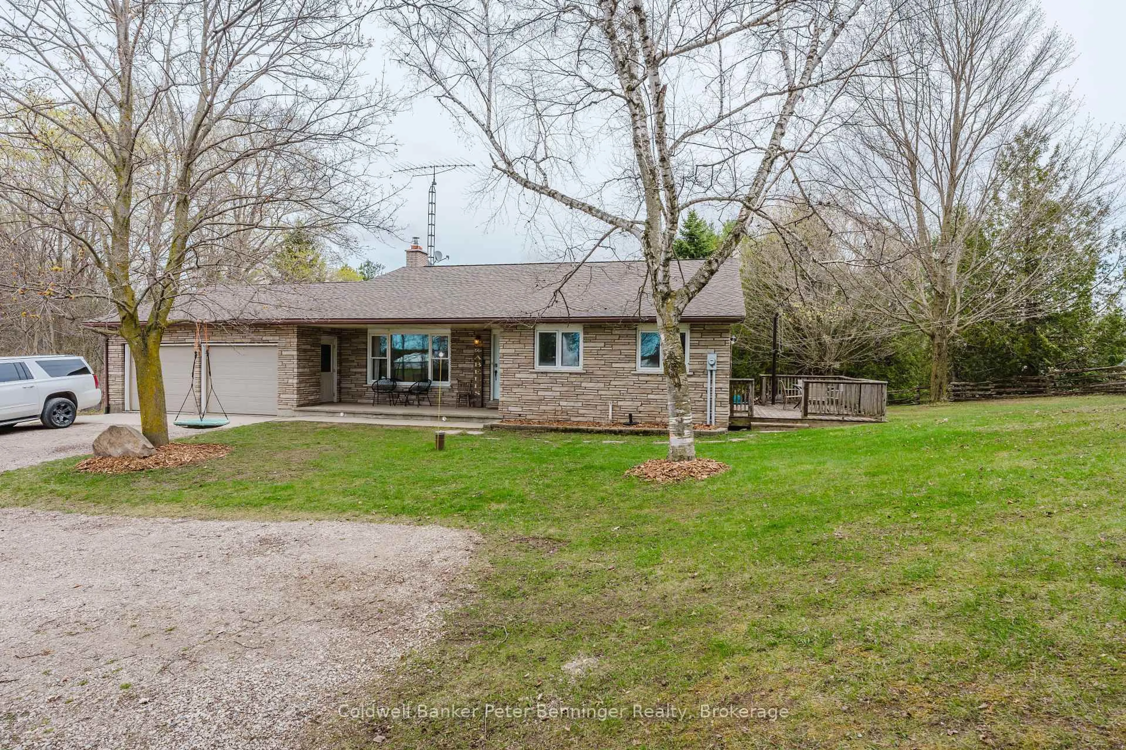A pic from outside/outdoor area/front of a property/back of a property/a pic from drone, street for 3408 Bruce Road 1 St, Brockton Ontario N0G 2V0