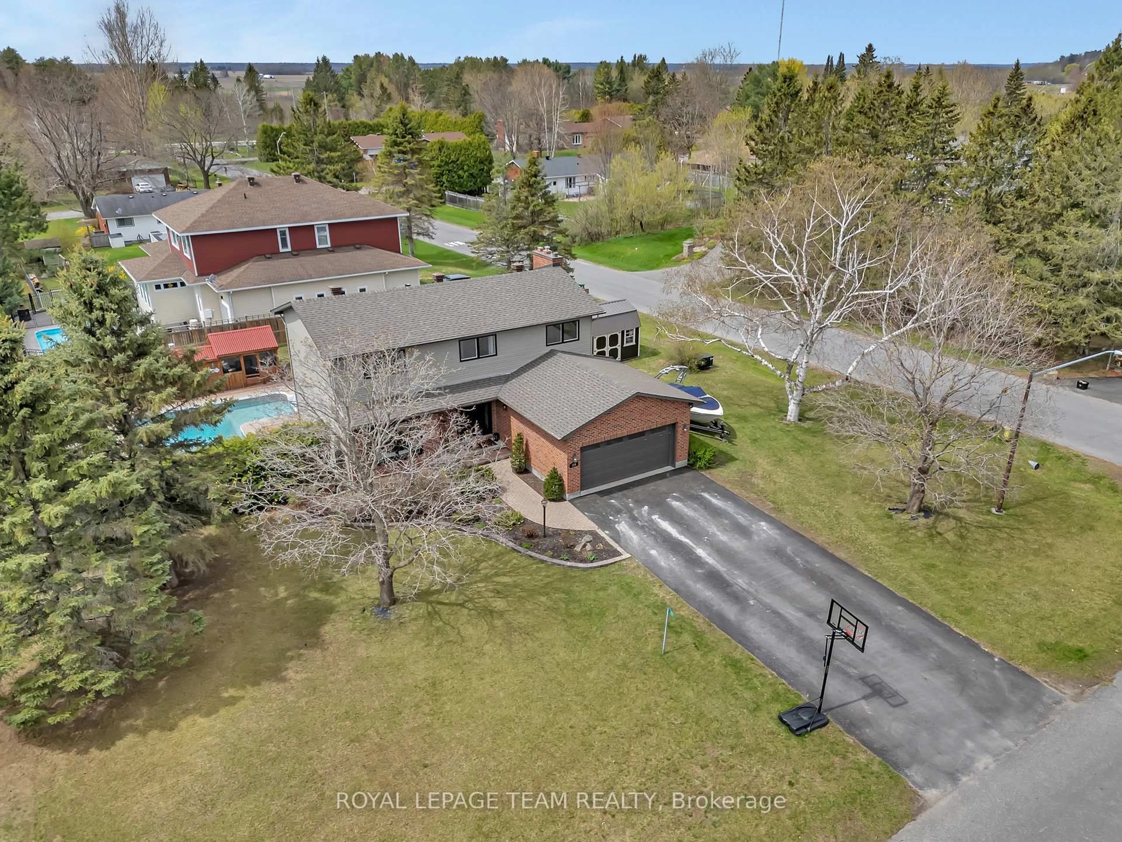 A pic from outside/outdoor area/front of a property/back of a property/a pic from drone, water/lake/river/ocean view for 129 Ridgeview Dr, Carp Ontario K0A 1L0