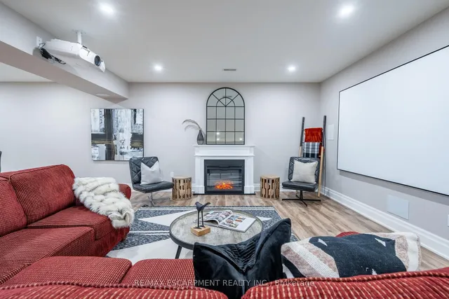 Additional property image - 50 Lloyminn Ave