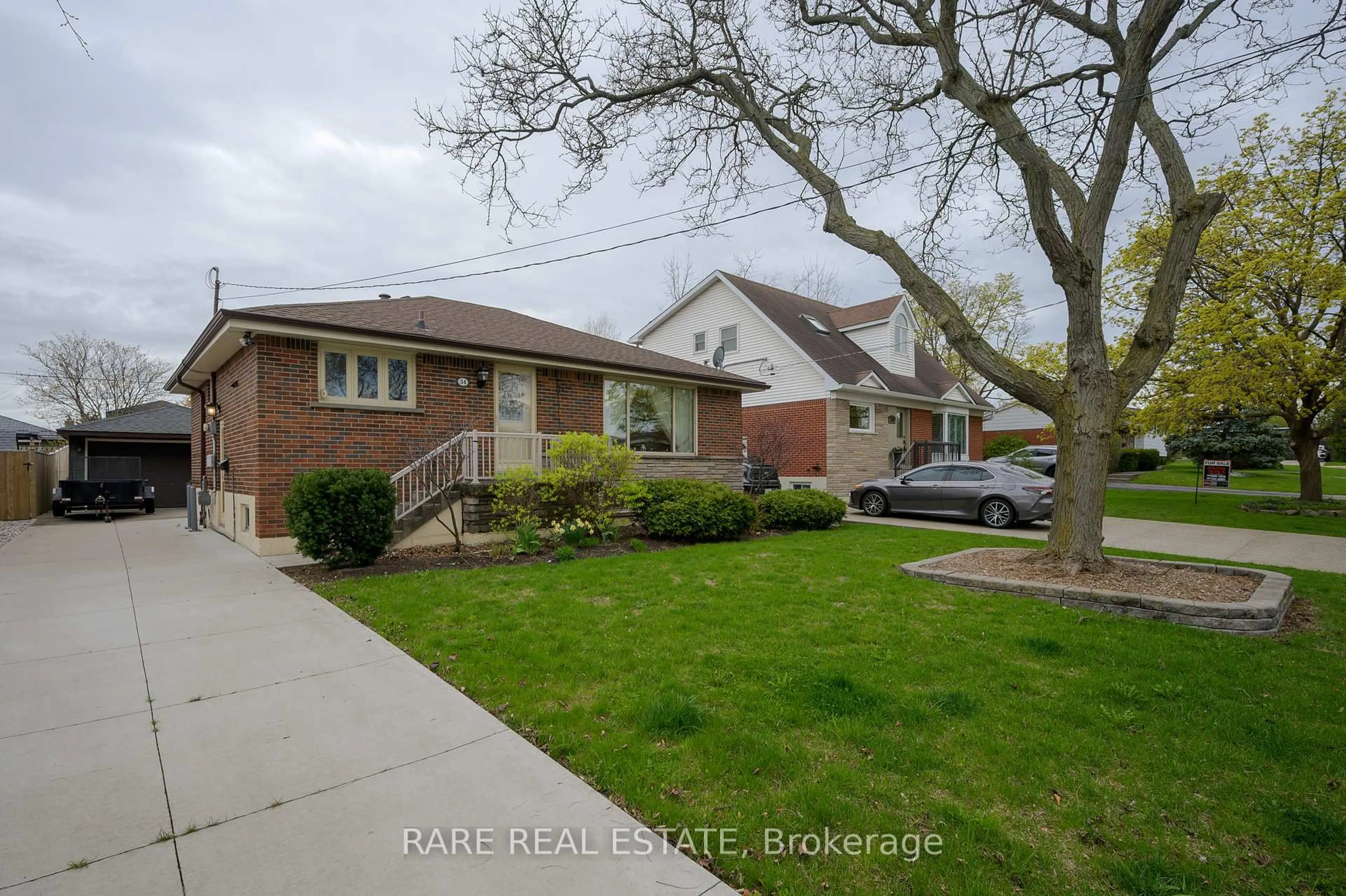 Unknown for 34 CARMEN Ave, Hamilton Ontario L8V 2H6