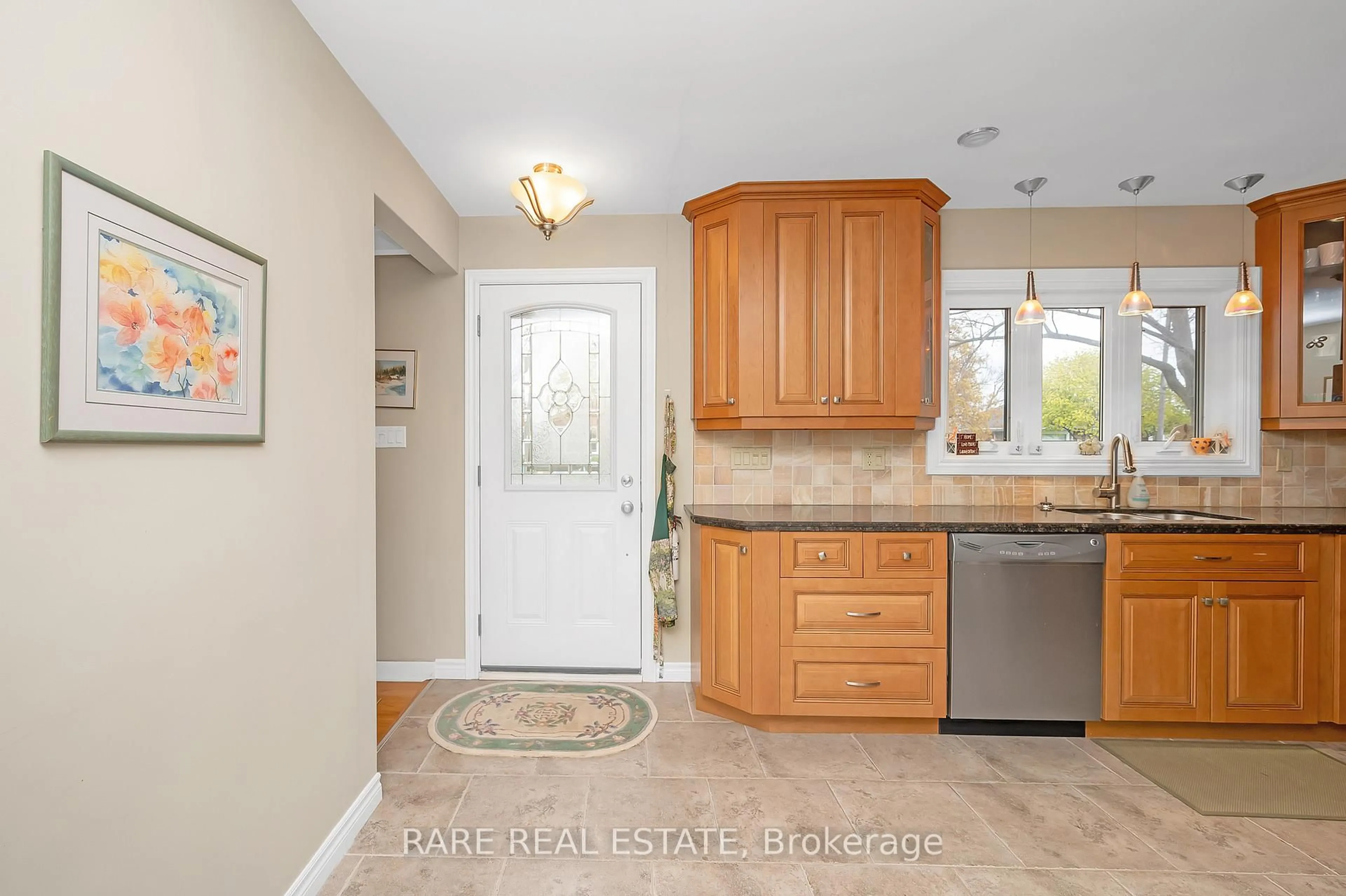Unknown for 34 CARMEN Ave, Hamilton Ontario L8V 2H6