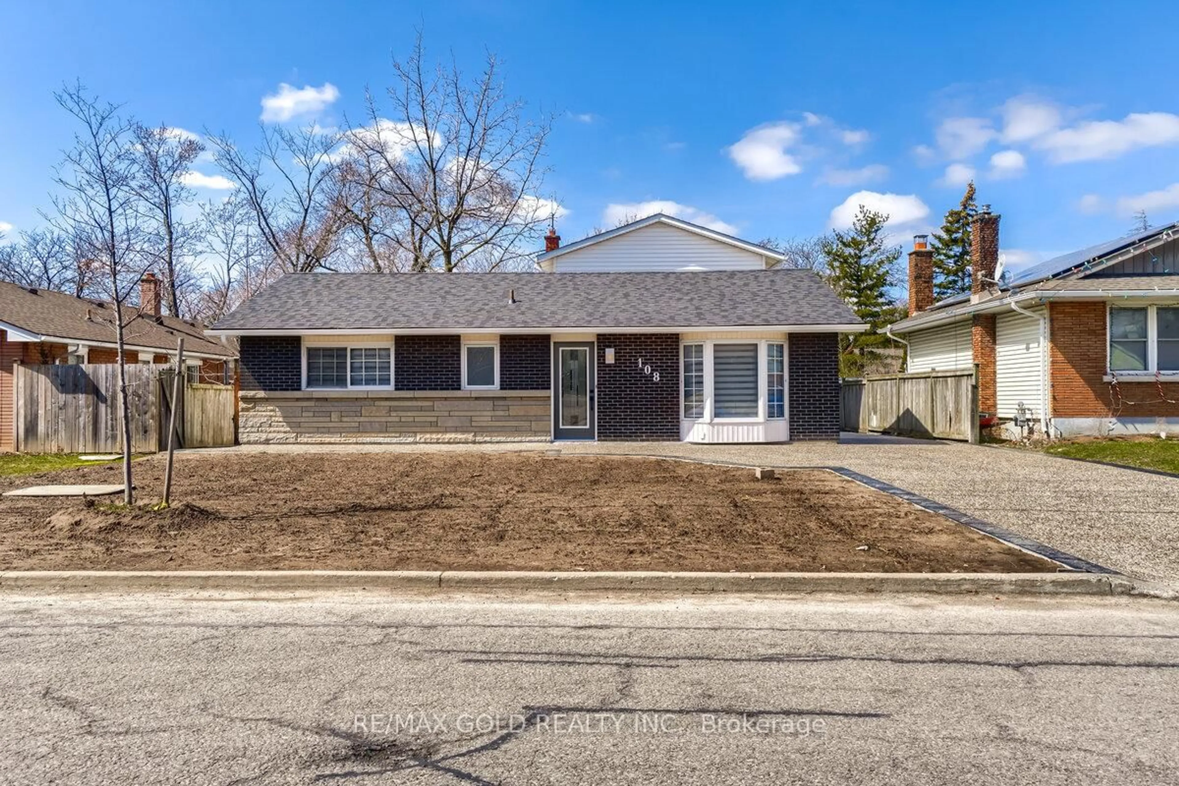 Home with brick exterior material, street for 108 Jacobson Ave, St. Catharines Ontario L2T 3A3