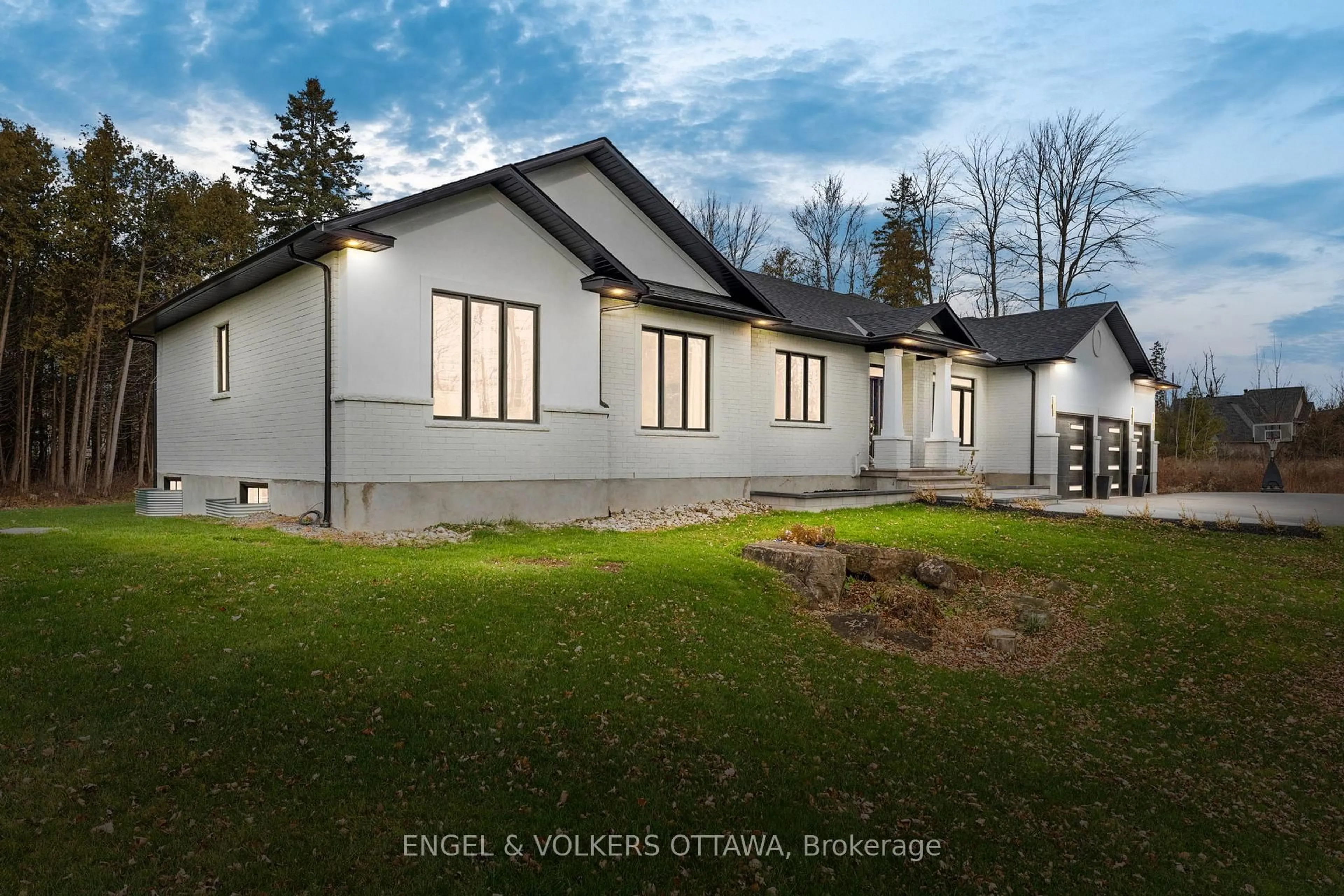 Unknown for 1108 Meadowshire Way, Manotick Ontario K4M 0A5