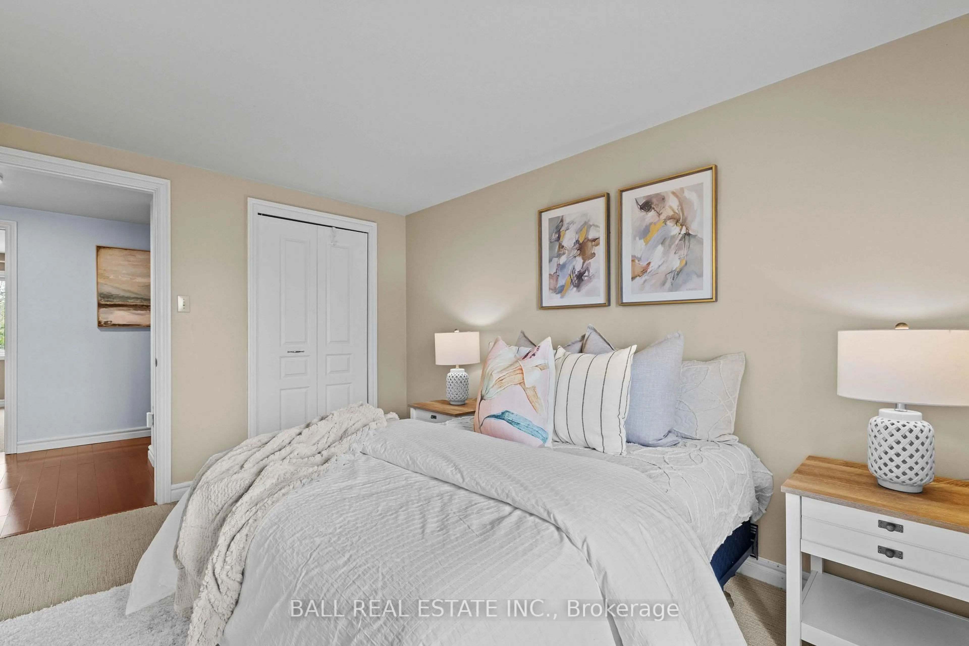 Bedroom with bed, unknown for 238 Patricia Cres, Selwyn Ontario K9J 0C7