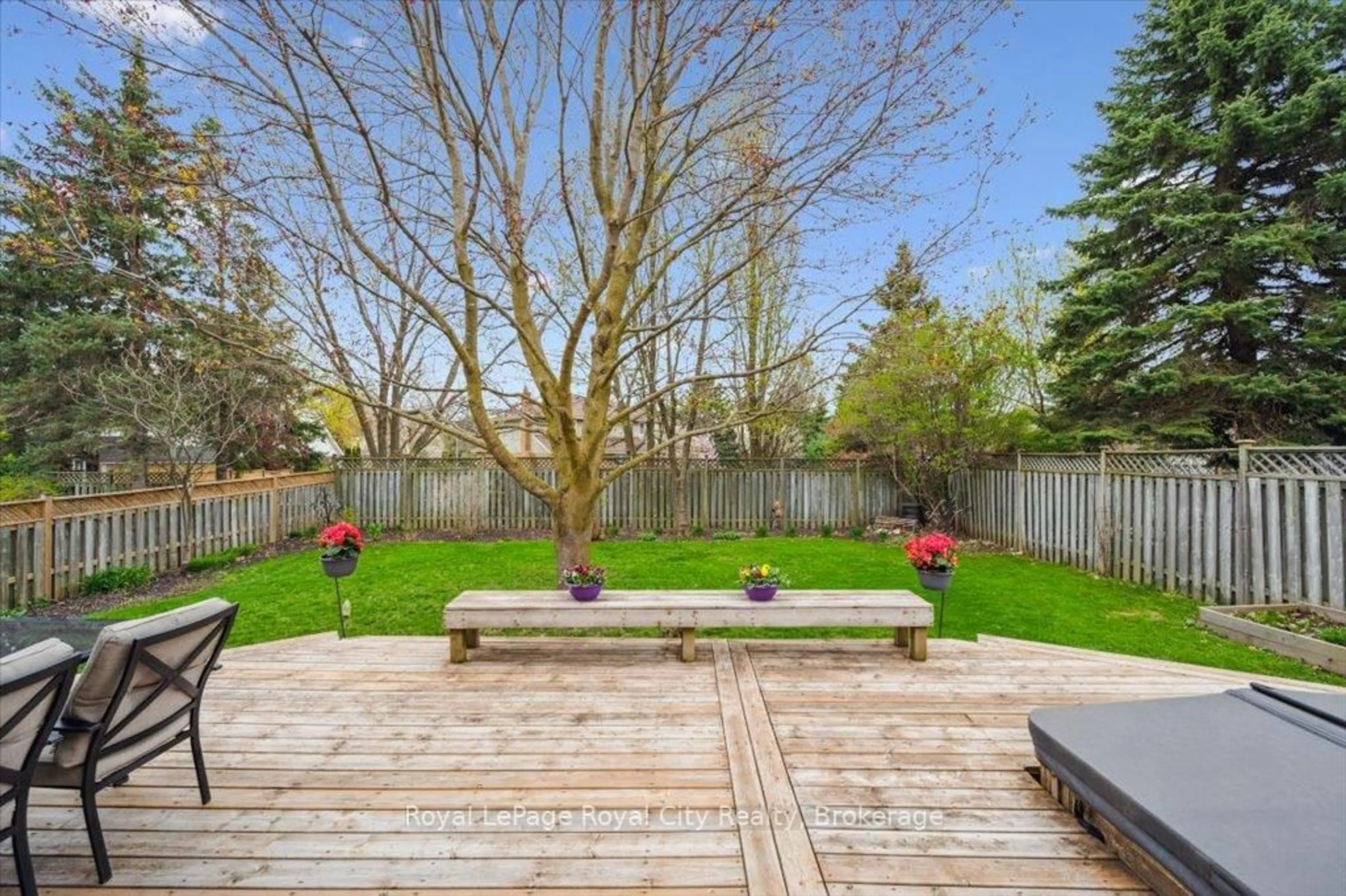 Patio, unknown for 5 Hazelwood Dr, Guelph Ontario N1C 1A7