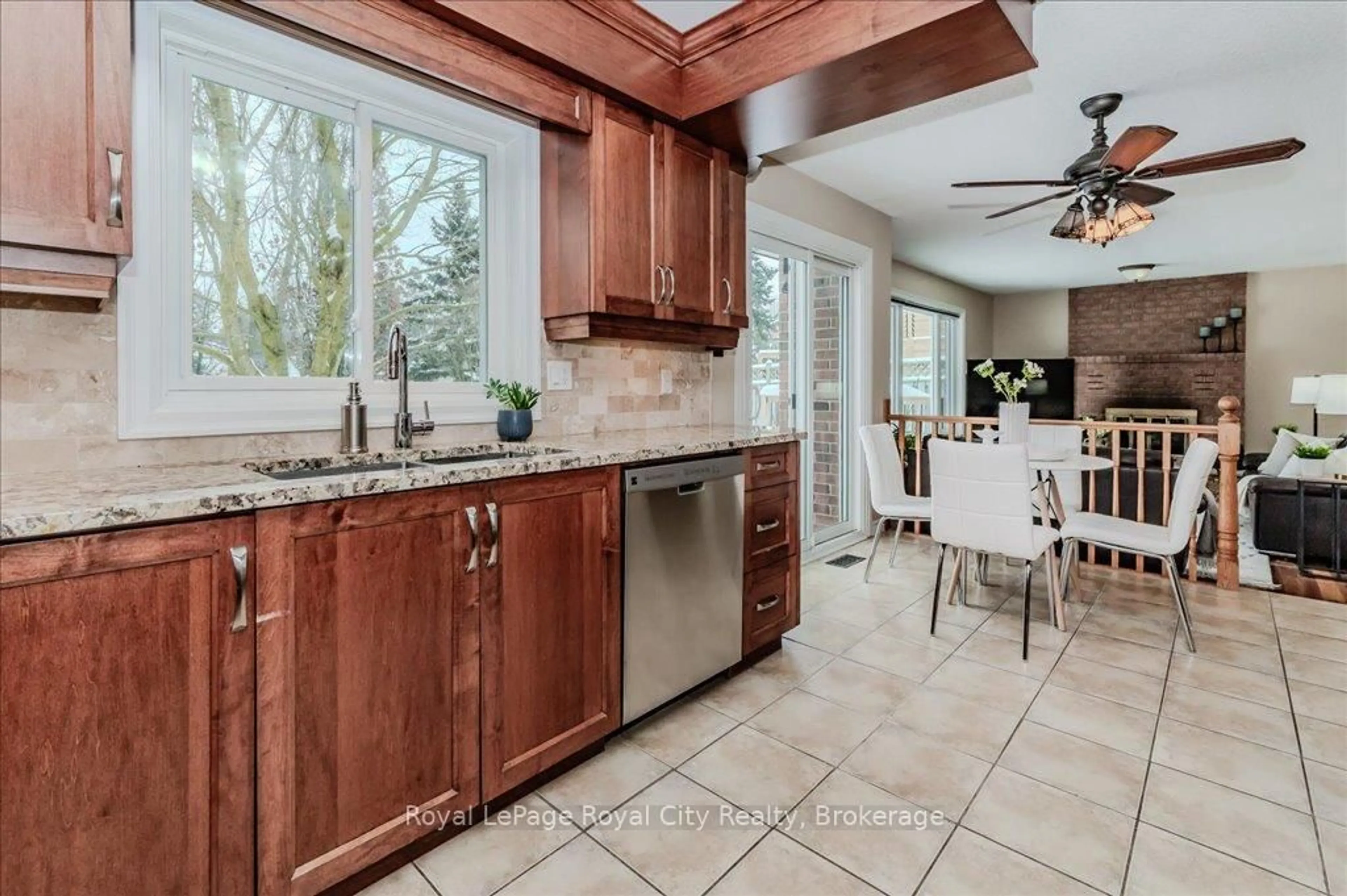 Open concept kitchen, ceramic/tile floor for 5 Hazelwood Dr, Guelph Ontario N1C 1A7