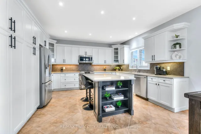Additional property image - 928 Manorbrook Crt