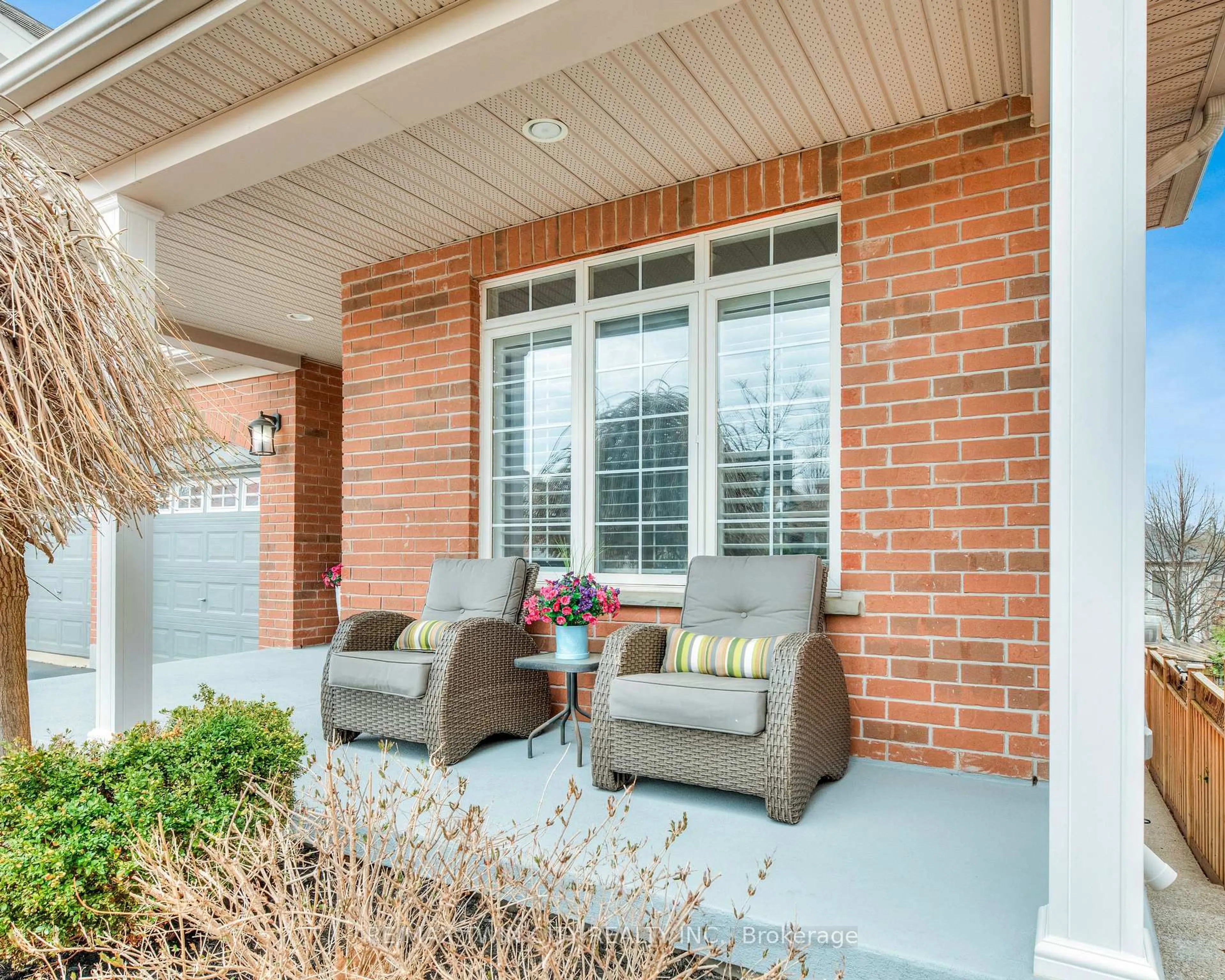 Home with brick exterior material, street for 928 Manorbrook Crt, Kitchener Ontario N2P 2Y2