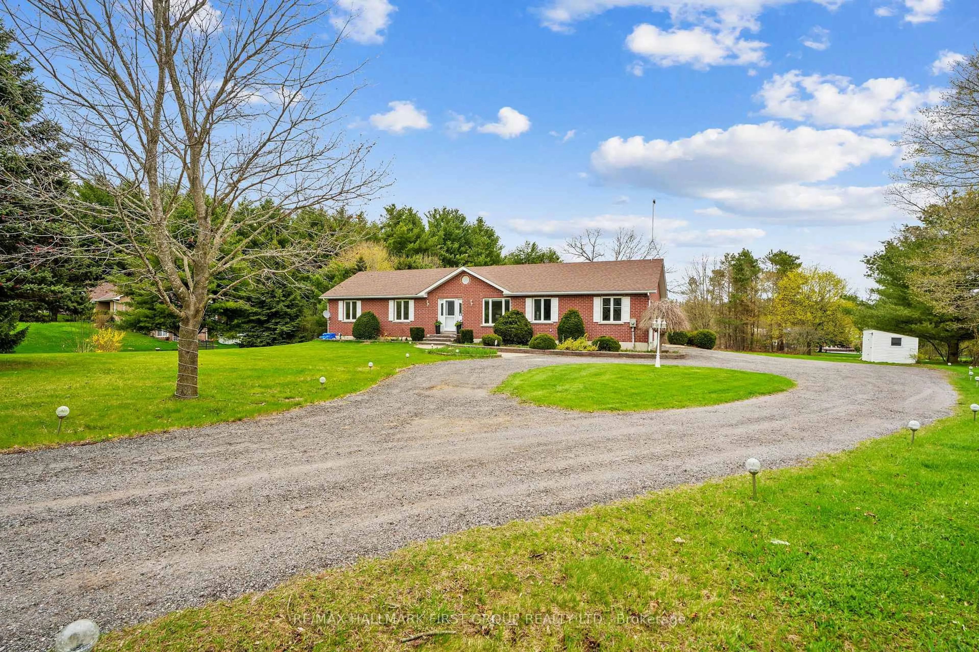 A pic from outside/outdoor area/front of a property/back of a property/a pic from drone, unknown for 1859 Percy St, Cramahe Ontario K0K 1M0