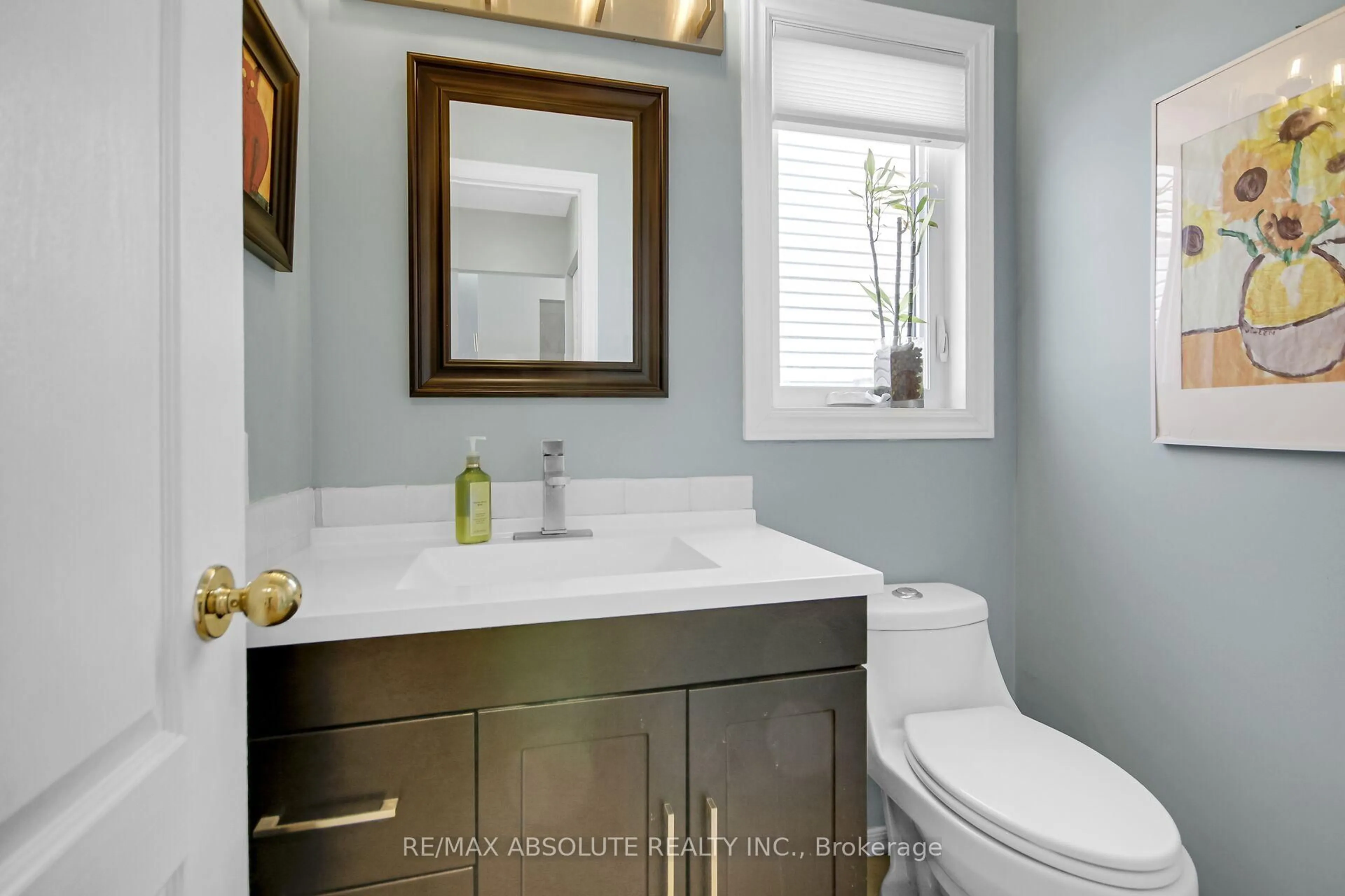 Contemporary bathroom, ceramic/tile floor for 52 Grassy Plains Dr, Ottawa Ontario K2M 2M6