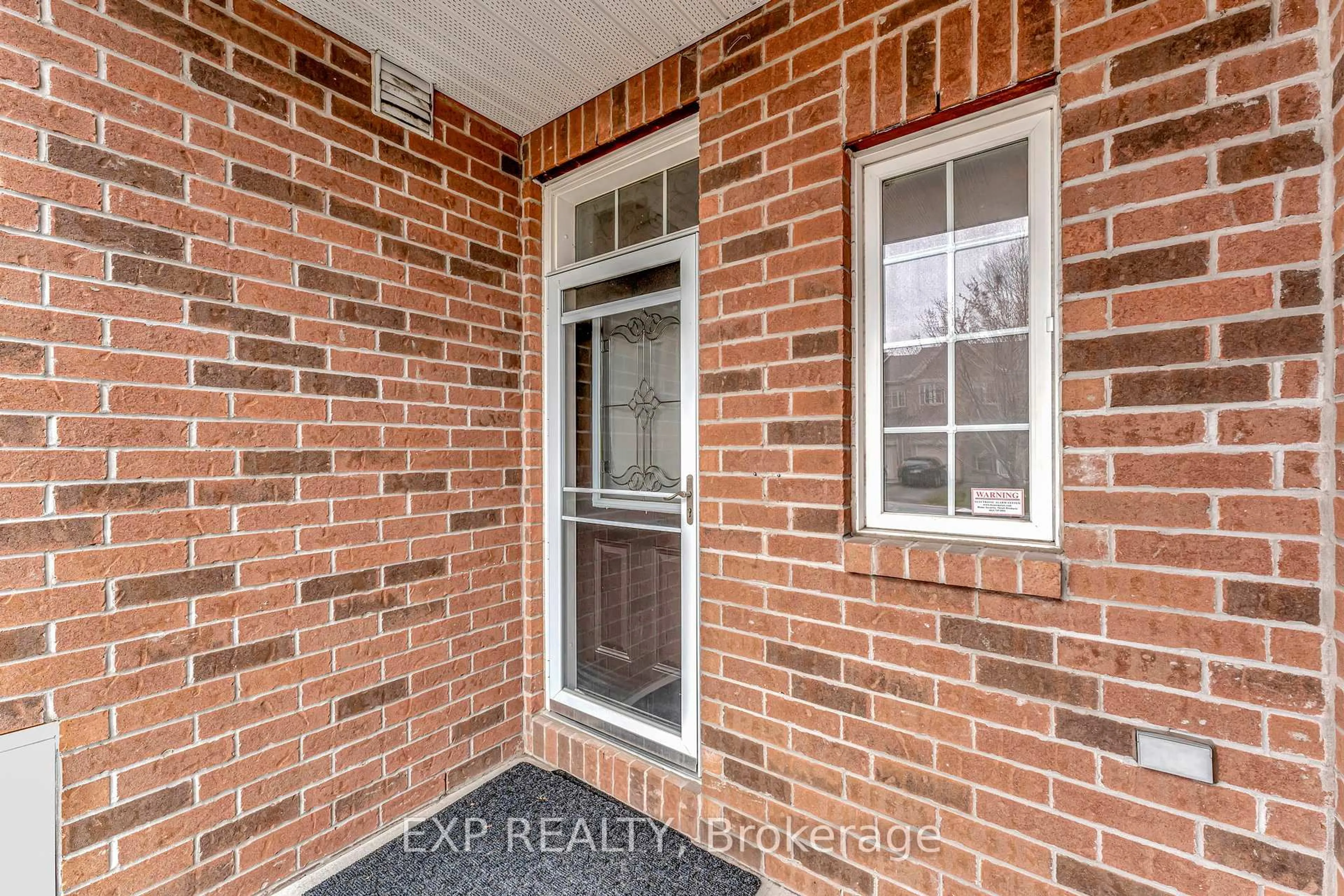 Indoor entryway for 312 Waymark Cres, Kanata Ontario K2M 0A4