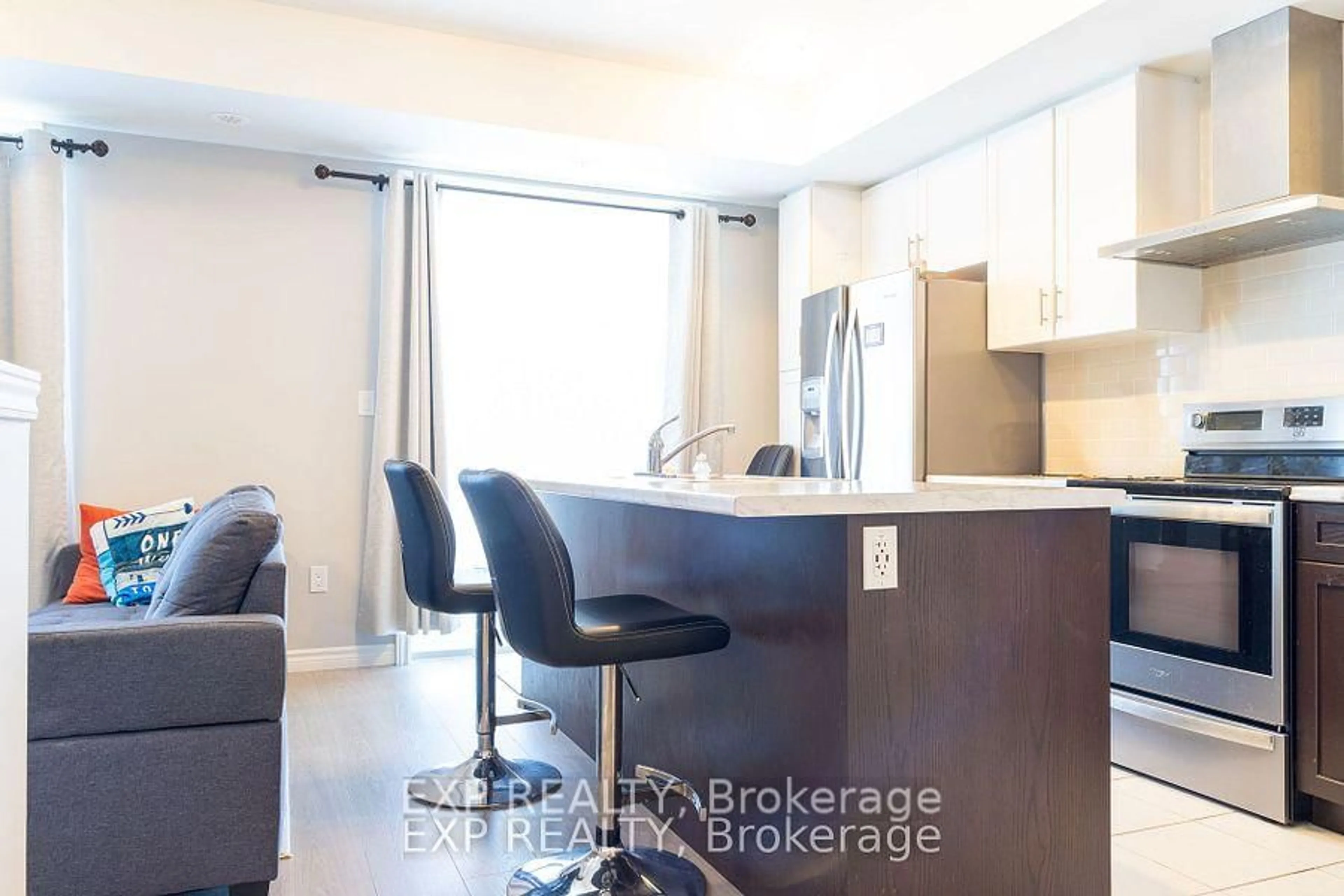 Open concept kitchen, unknown for 136 Wheat Lane On Lane #68, Kitchener Ontario N2R 0R4