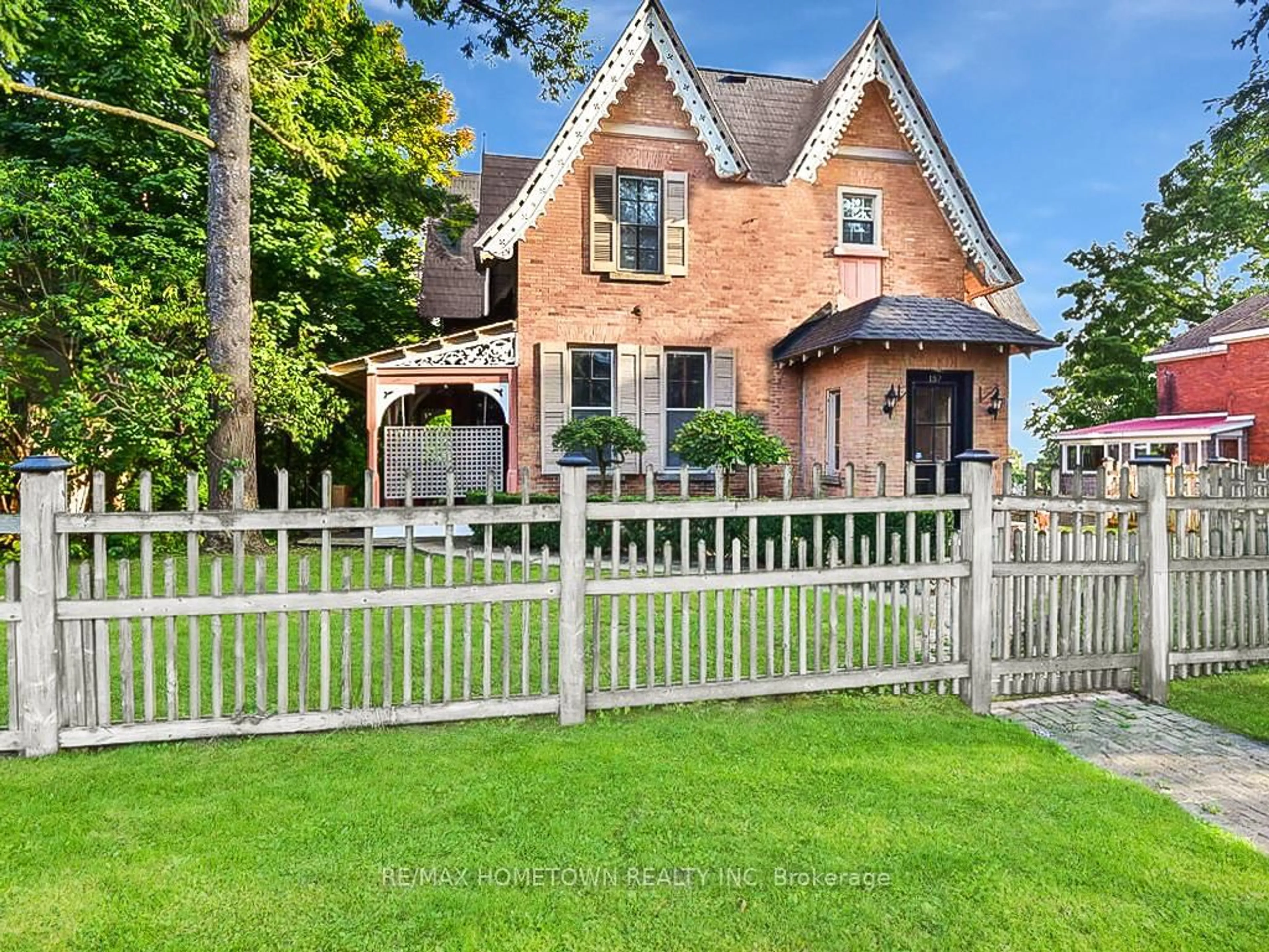 Home with brick exterior material, street for 157 DIBBLE St, Prescott Ontario K0E 1T0