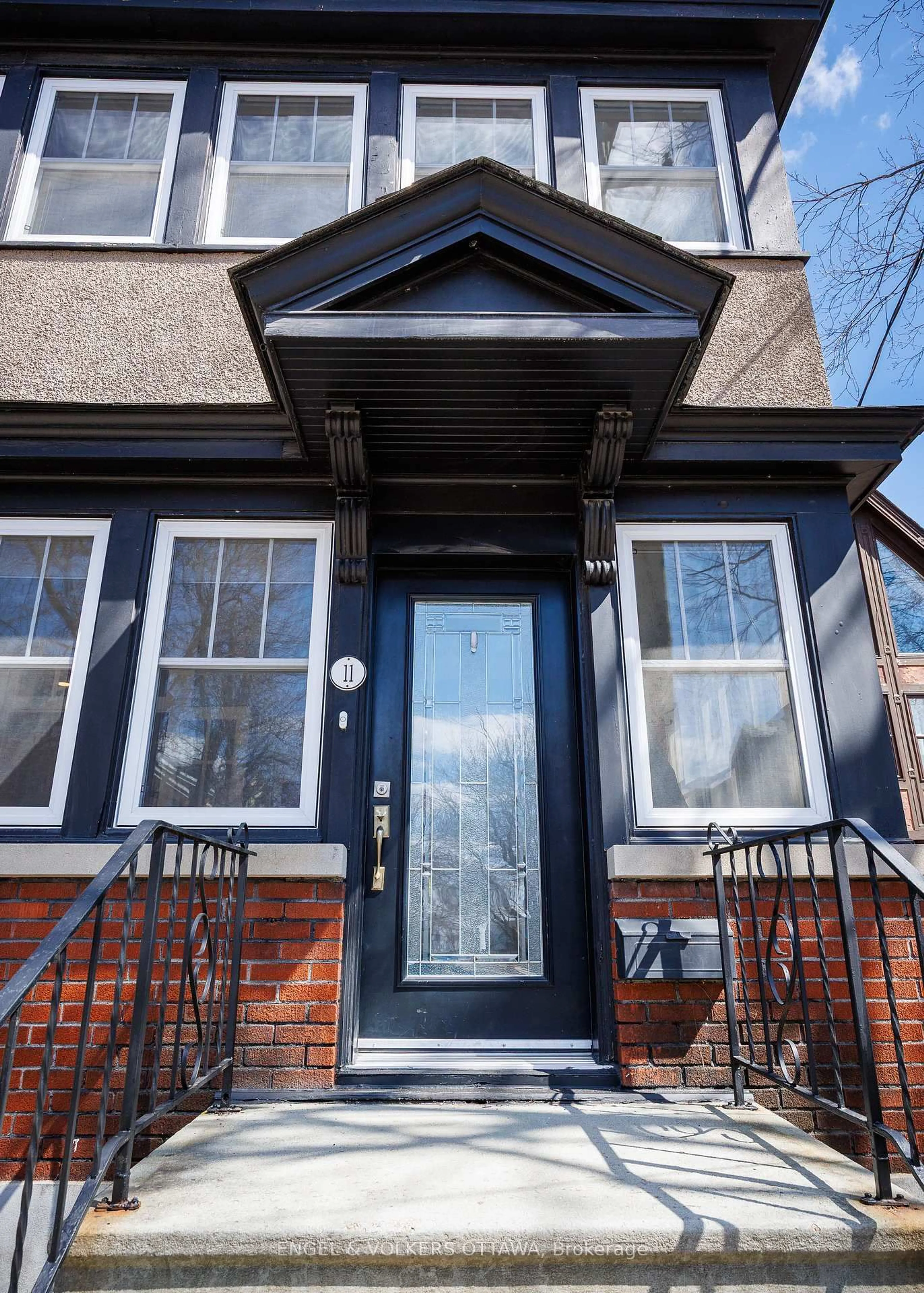 Unknown for 11 Howick Pl, Ottawa Ontario K1S 3S4