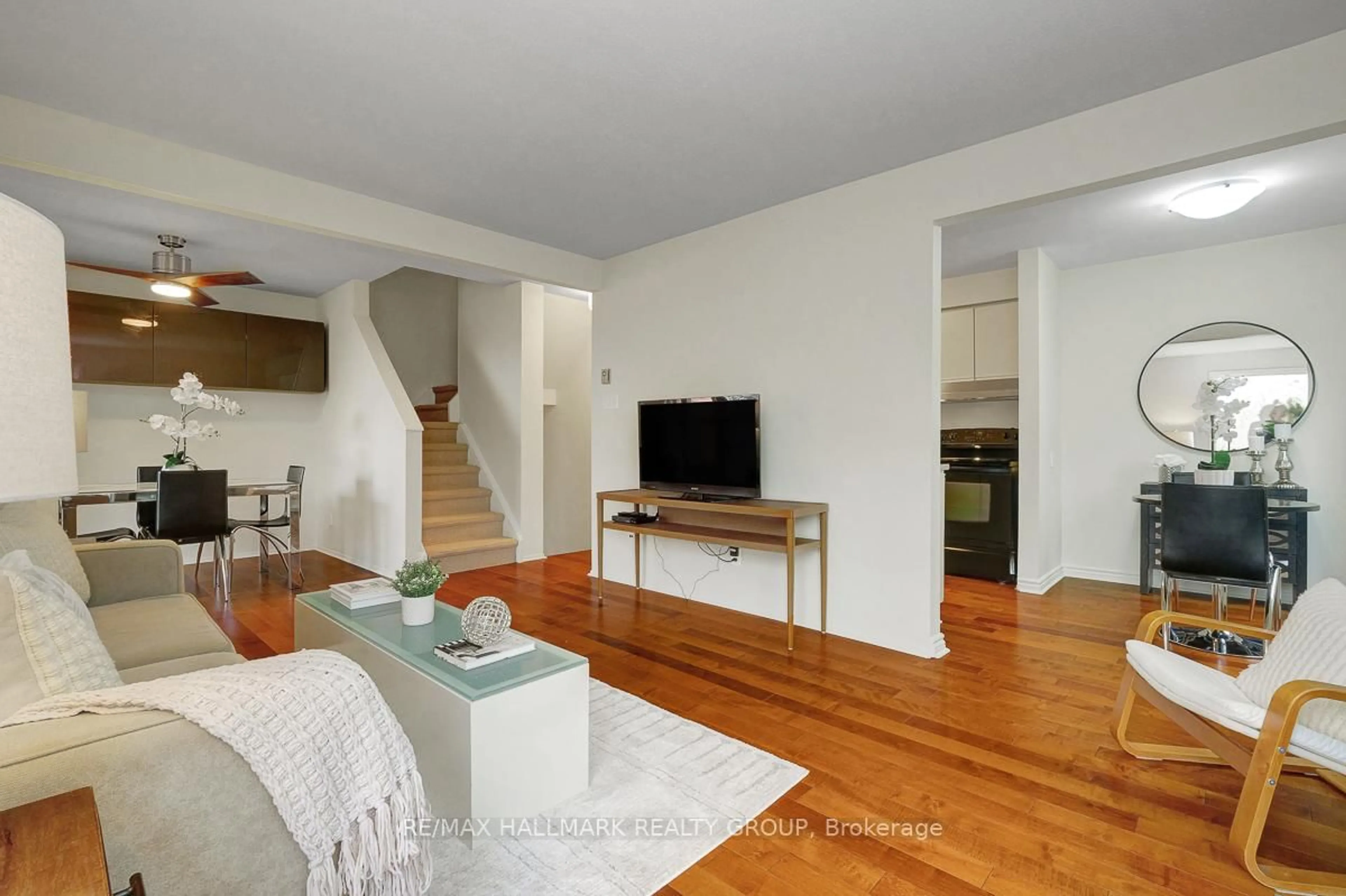 Living room with furniture, unknown for 262B Presland Rd, Ottawa Ontario K1K 2B8