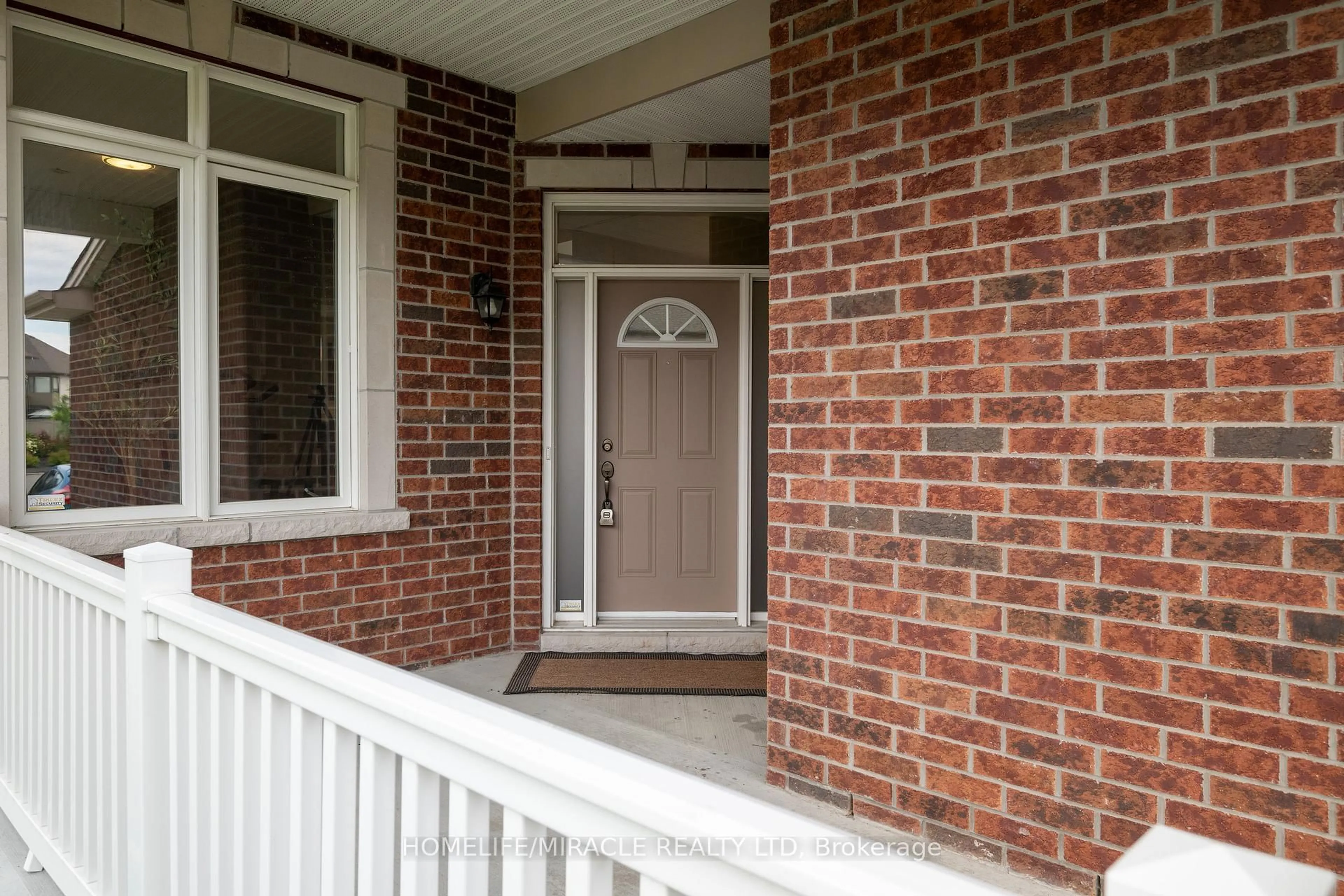 Unknown for 632 Bridleglen Cres, Kanata Ontario K2M 2V6