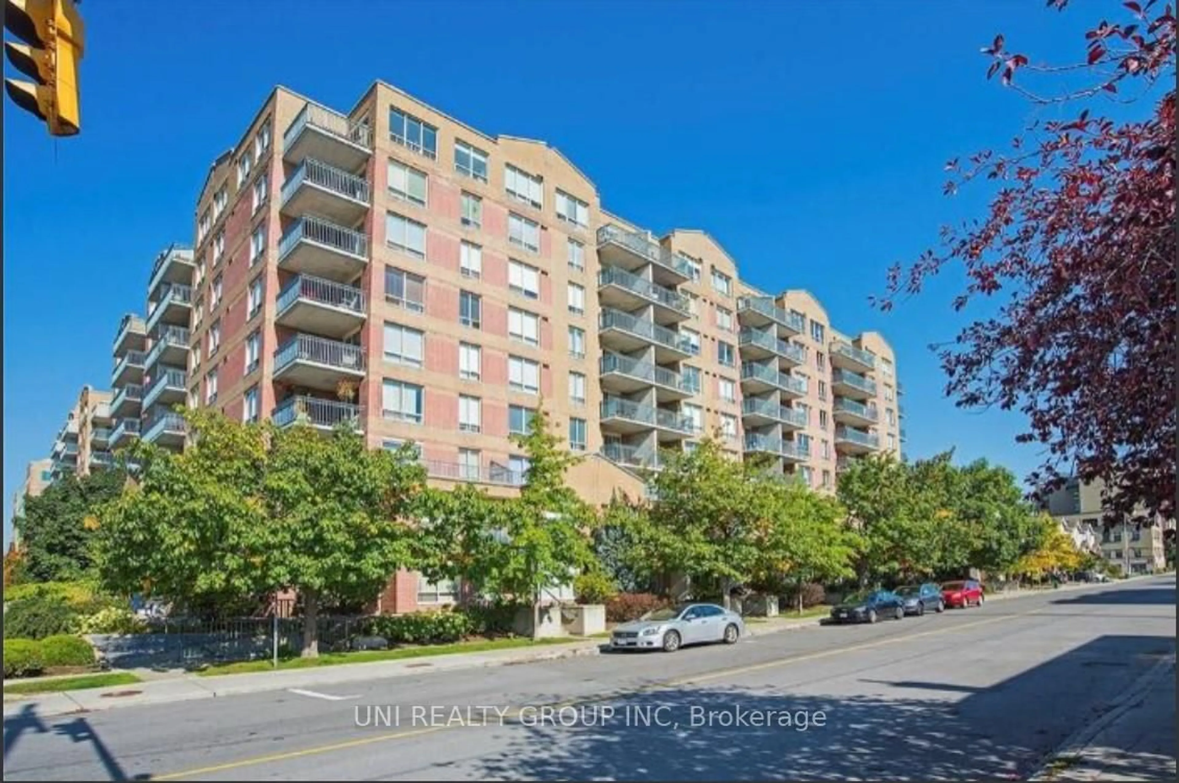 A pic from outside/outdoor area/front of a property/back of a property/a pic from drone, unknown for 45 HOLLAND Ave #510, Ottawa Ontario K1Y 4S3