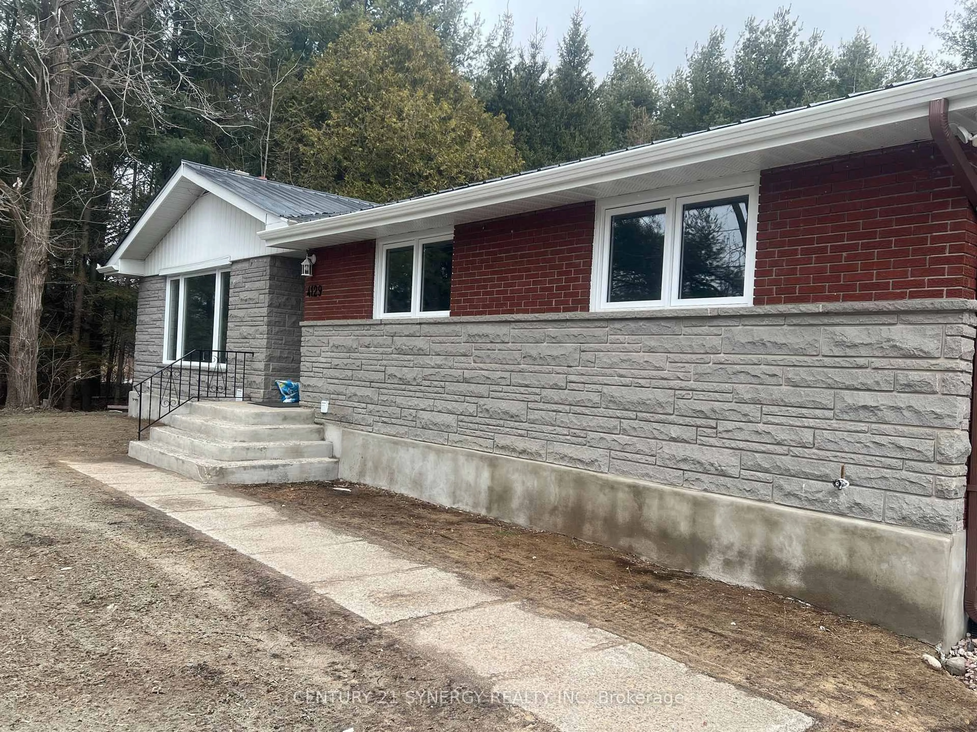 Home with brick exterior material, building for 4129 Ramsayville Rd, Ottawa Ontario K1G 3N4