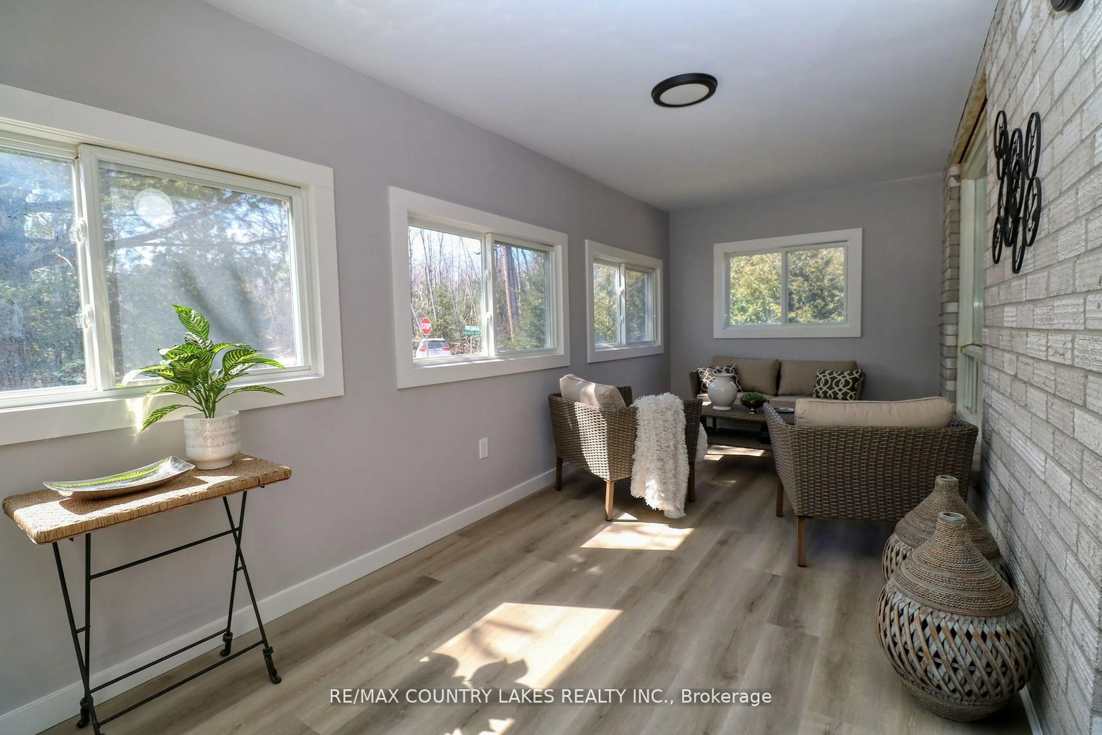 Living room with furniture, unknown for 3 Pinewood Blvd, Kawartha Lakes Ontario K0M 2T0