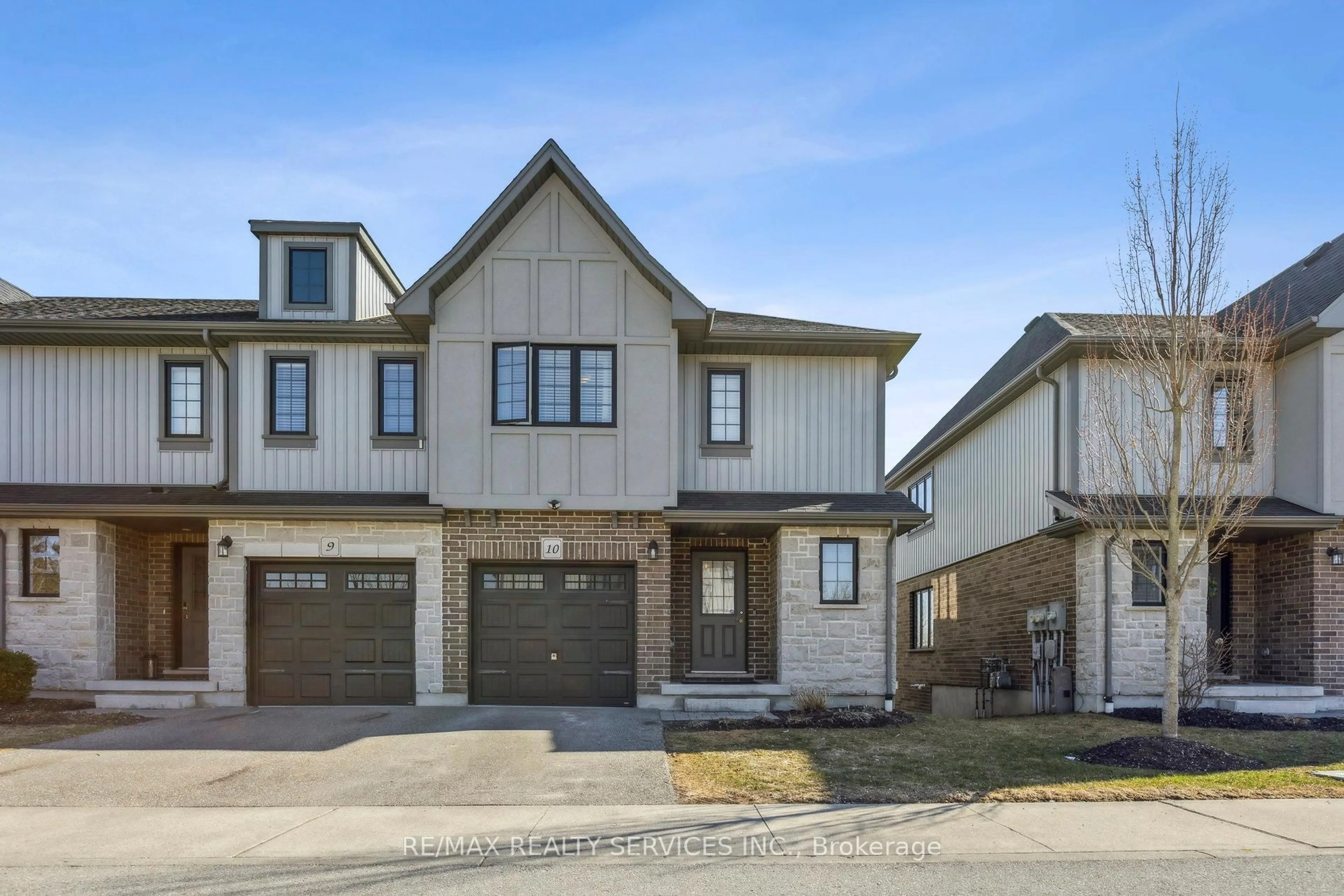 Home with brick exterior material, street for 625 Blackbridge Rd #10, Cambridge Ontario N0B 1M0