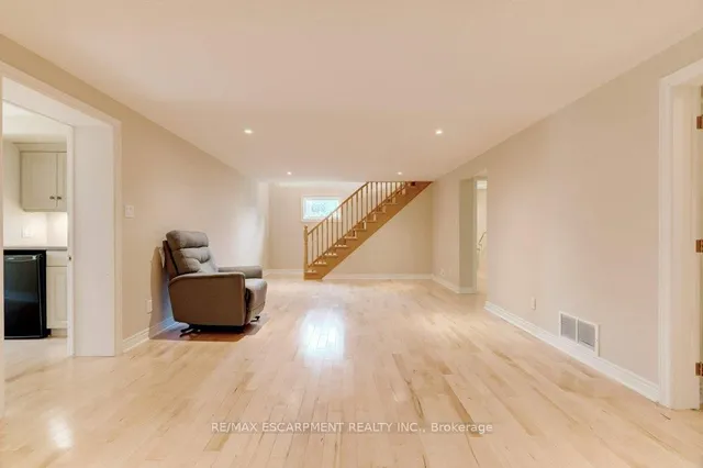 Additional property image - 2272 Troy Rd