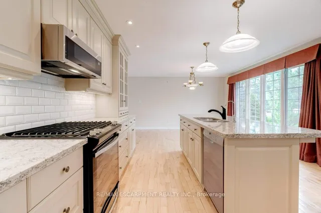 Additional property image - 2272 Troy Rd