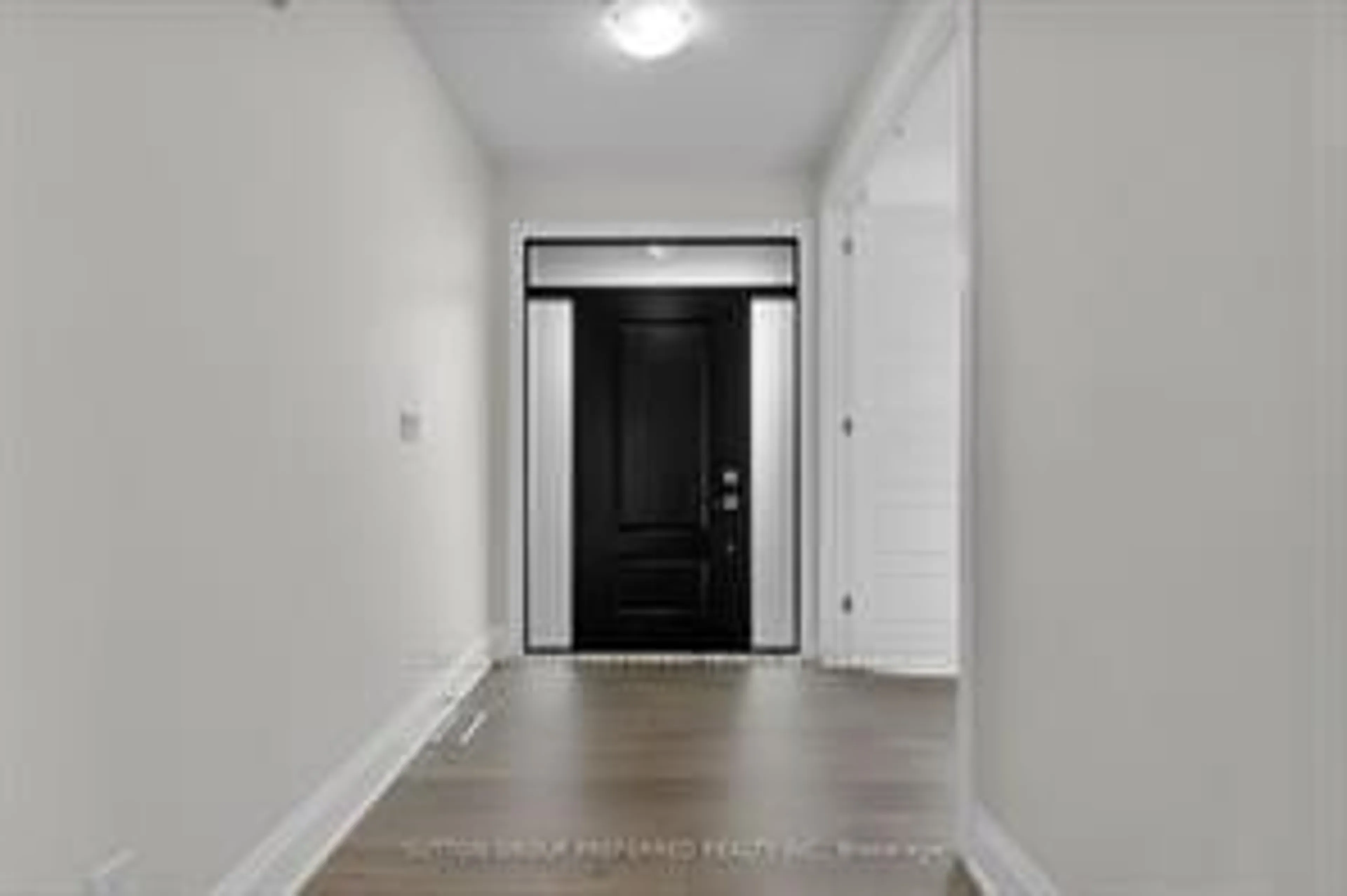Indoor entryway for 1 BOUW Pl, Dutton/Dunwich Ontario N0L 1J0